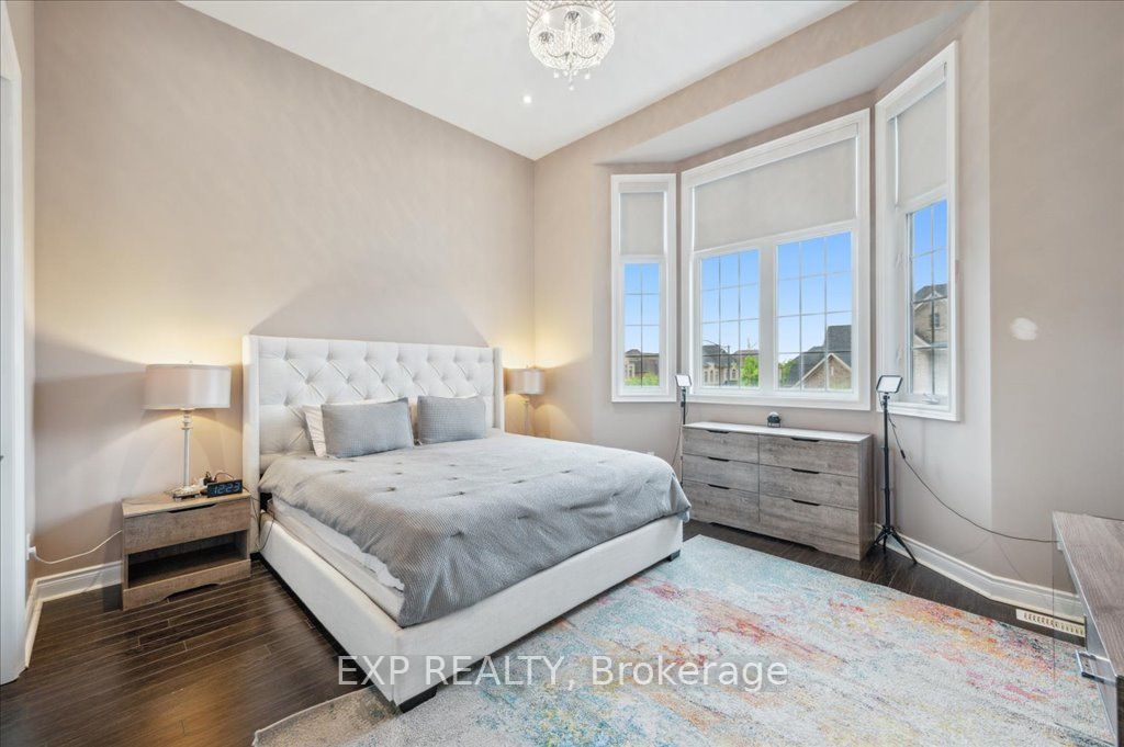 50 Agincourt Circle
