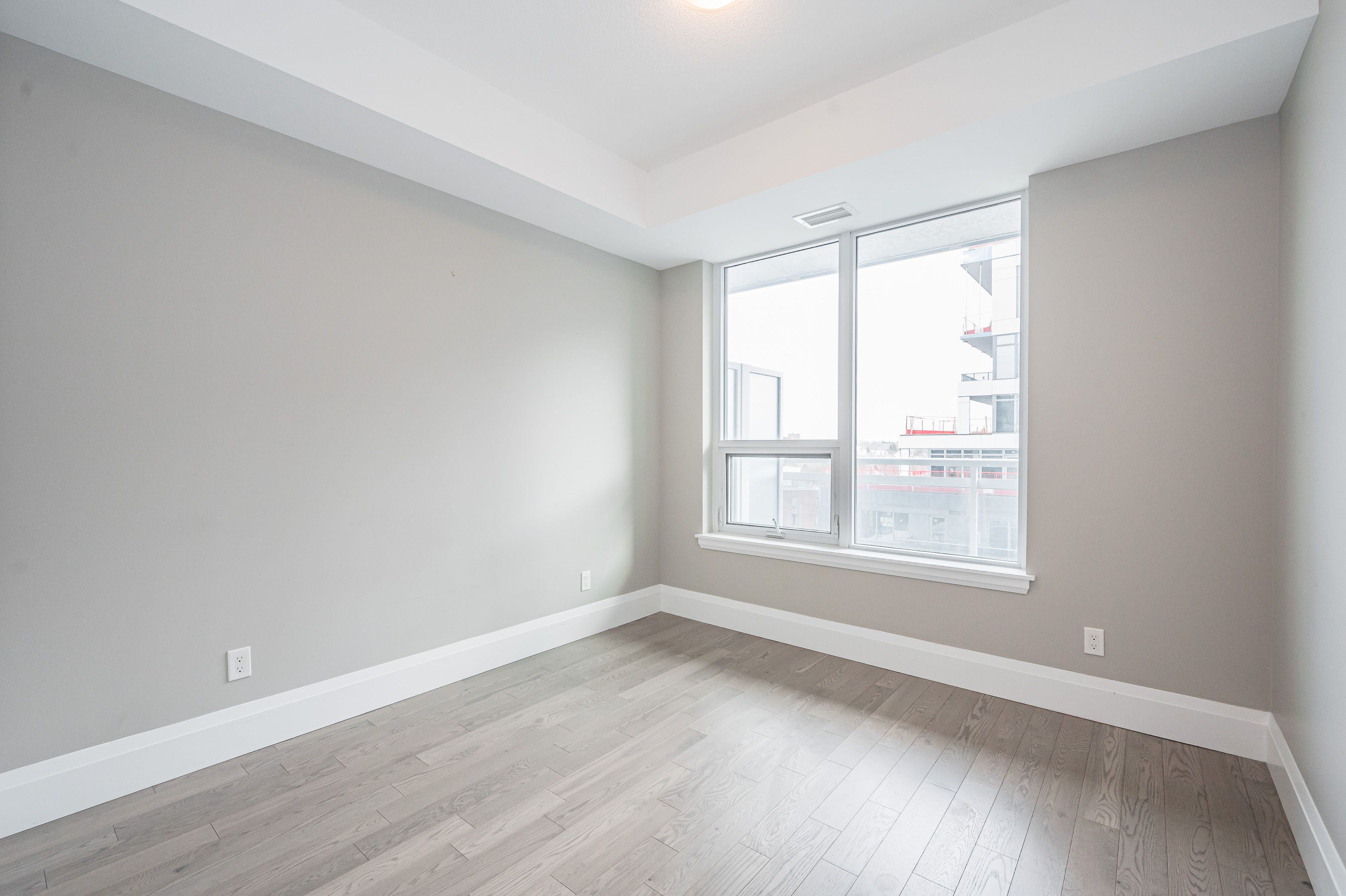 63 Arthur Street S 801