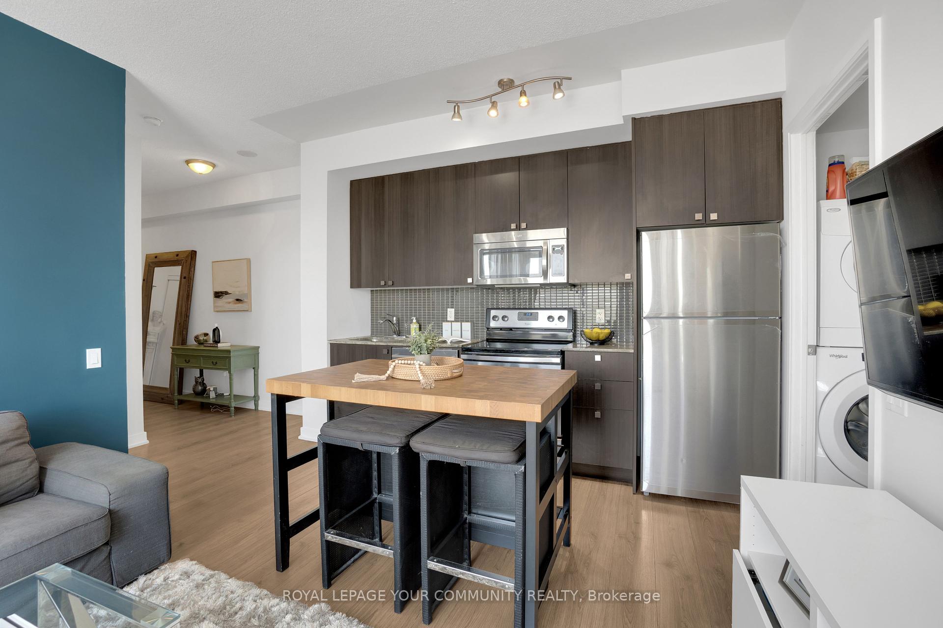 2 Bedrooms Condo at 775 King, Toronto For sale