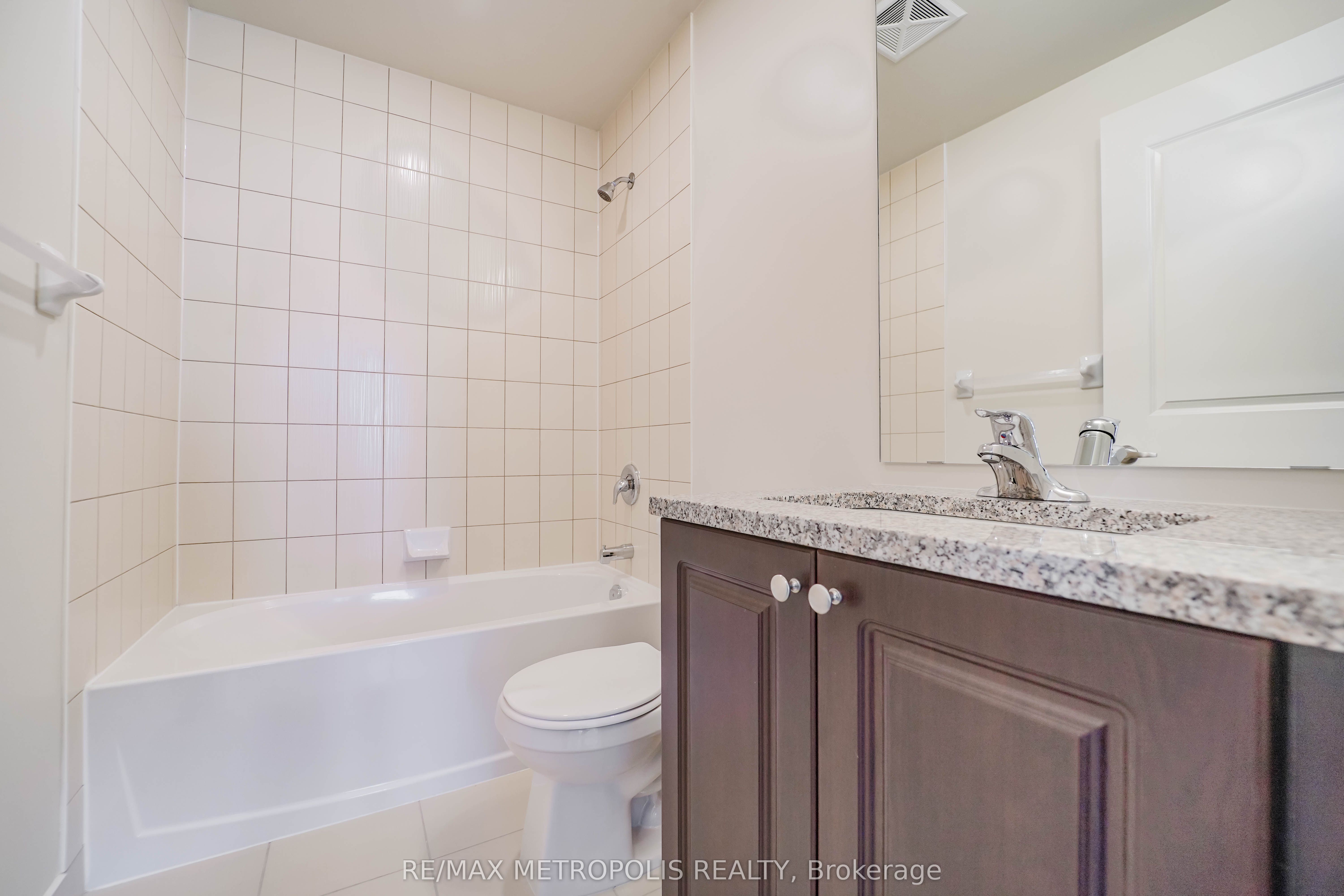 38 Annie Craig Drive, #3611