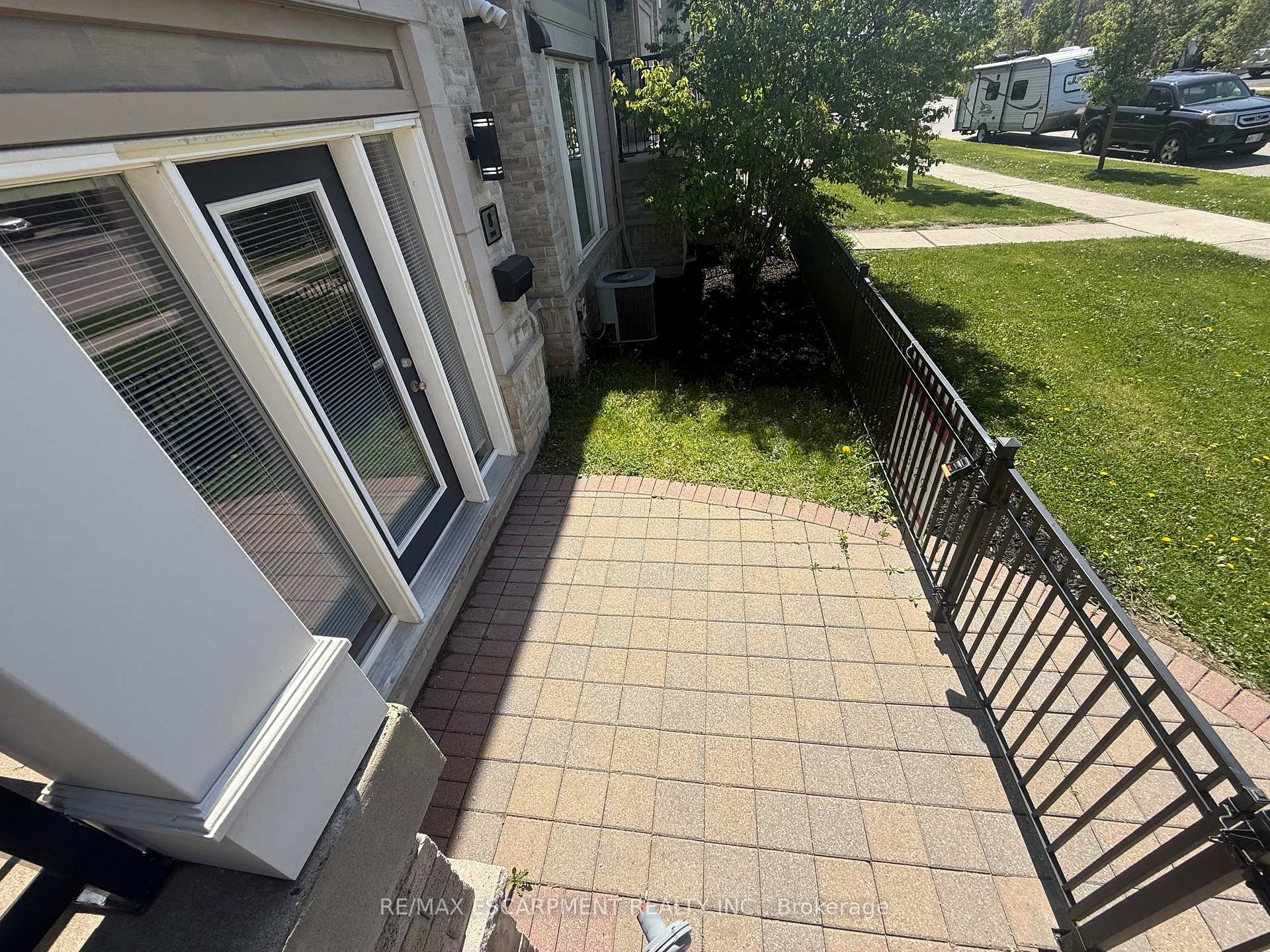 1 Bedroom Condo at 5055 Oscar Peterson, Mississauga For sale