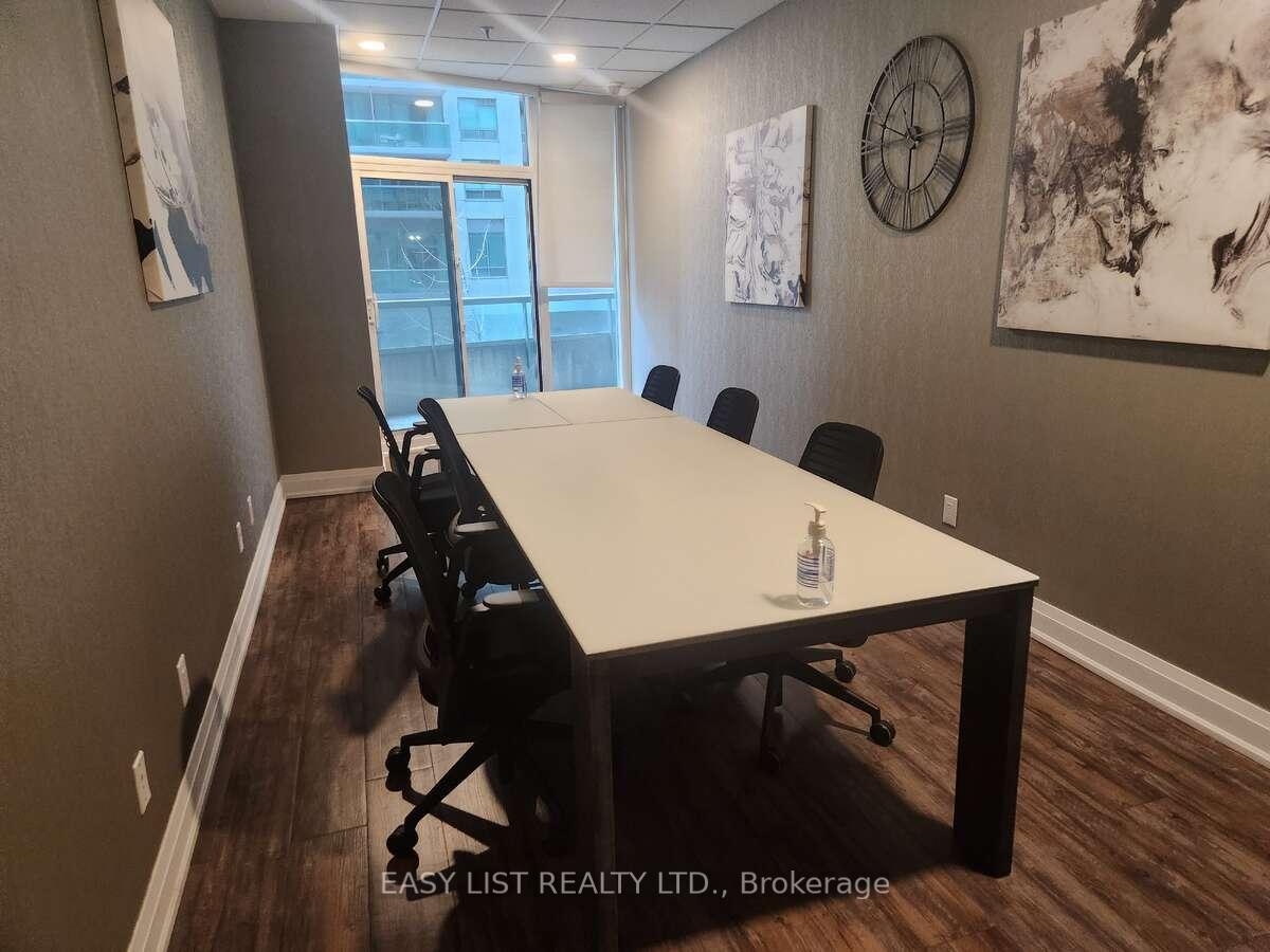 2 Bedrooms Condo at 51 Lower Simcoe, Toronto For sale