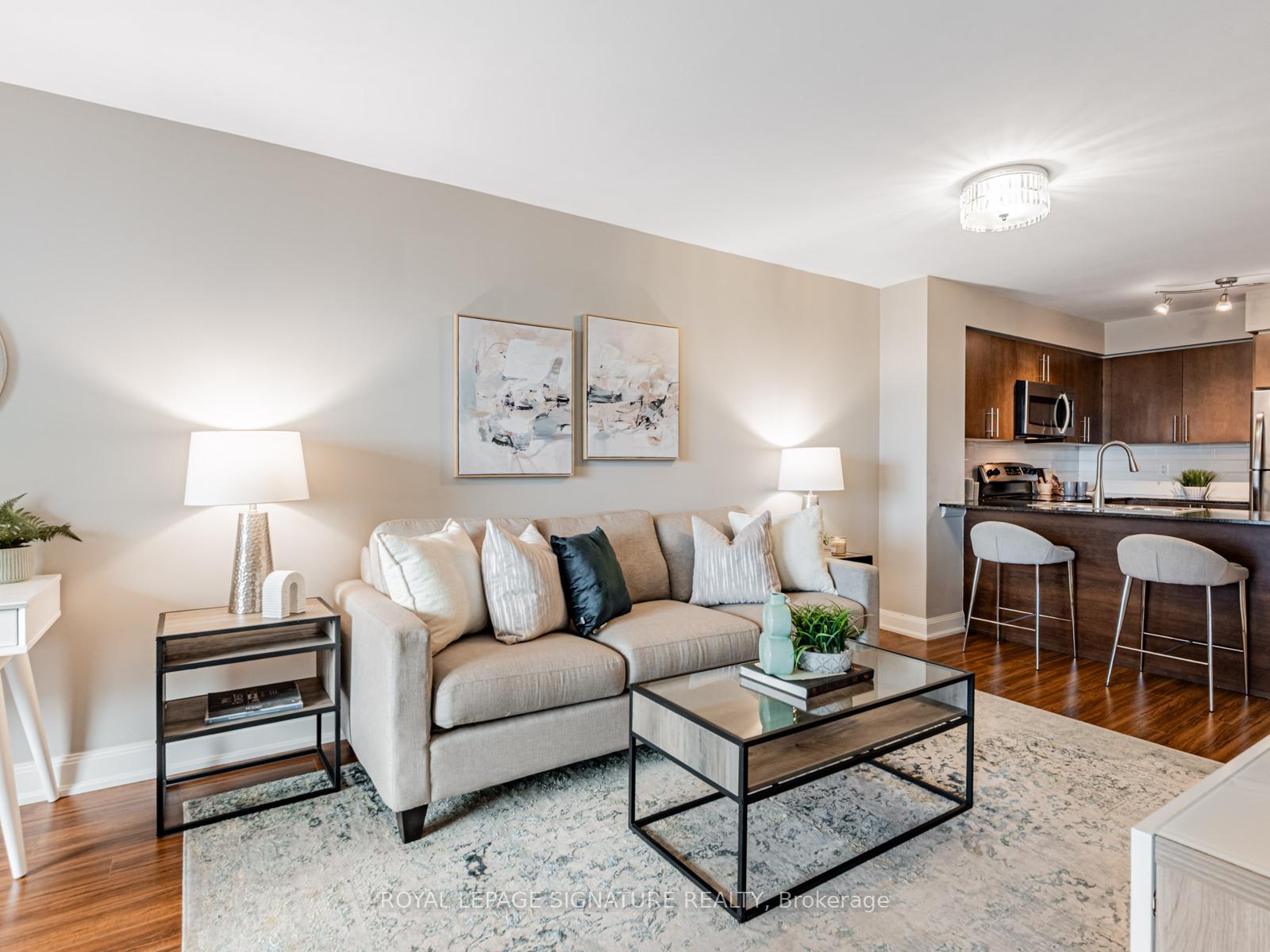 2 Bedrooms Condo at 2191 Yonge, Toronto For sale