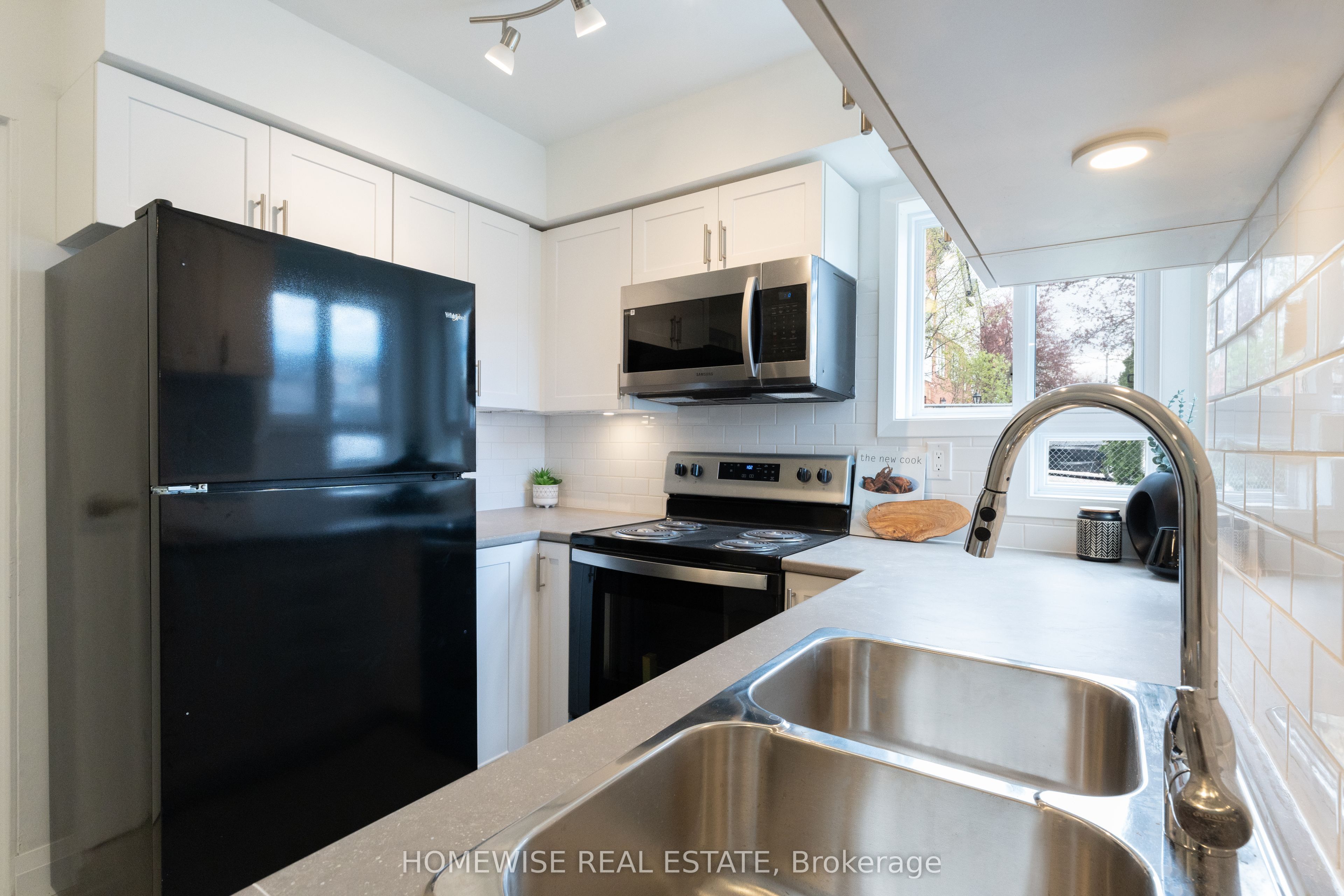 240 Ormond Drive, #D11