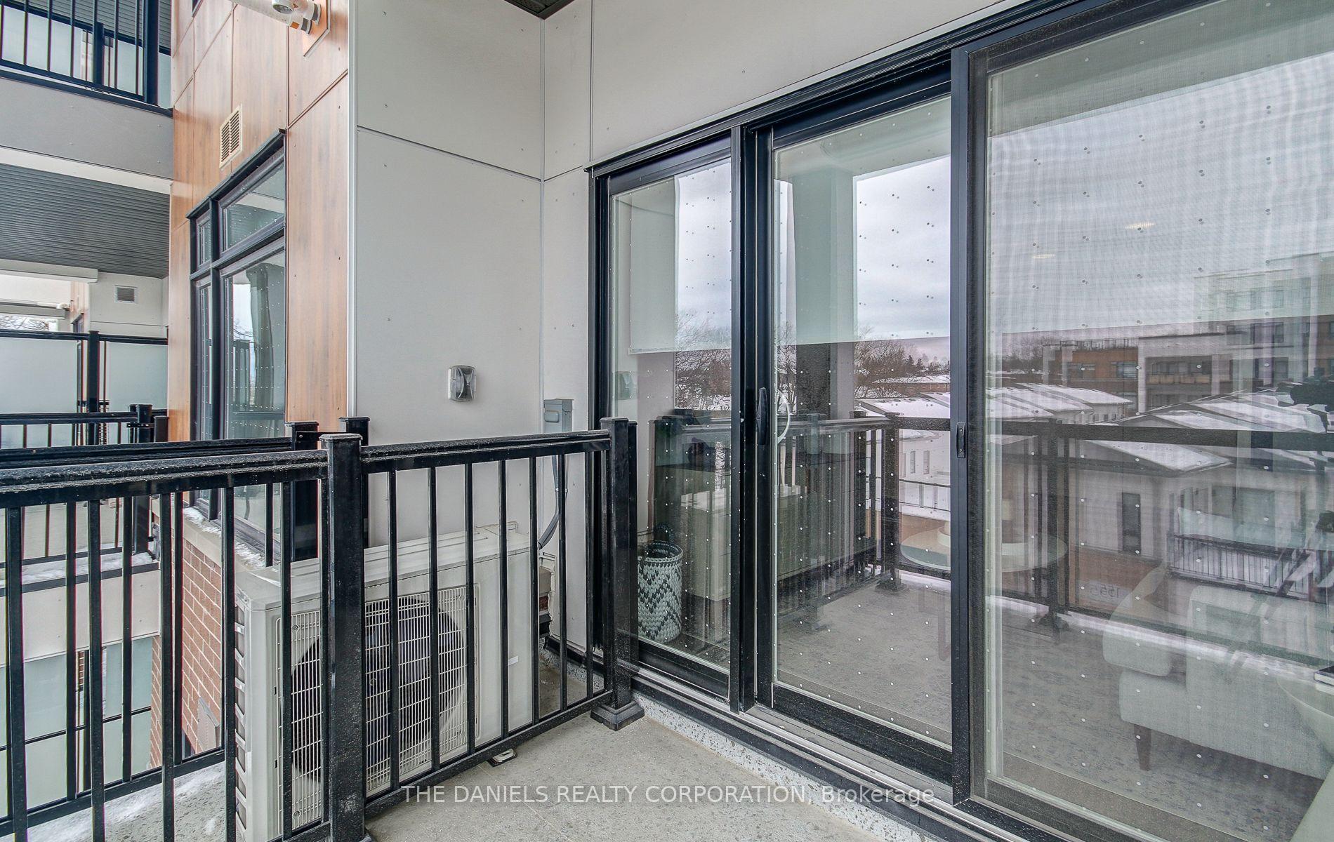 2 Bedrooms Condo at 165 Canon Jackson,  Toronto For sale