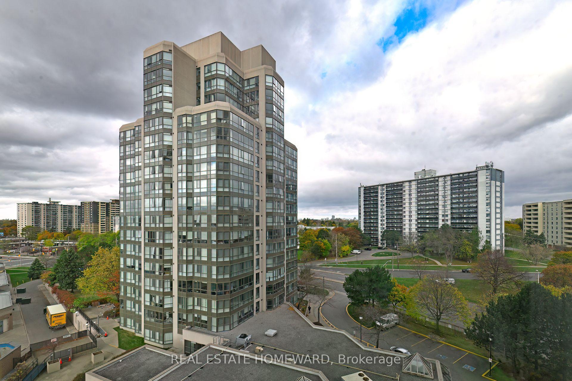 3 Bedrooms Condo at 3233 eglinton, Toronto For sale