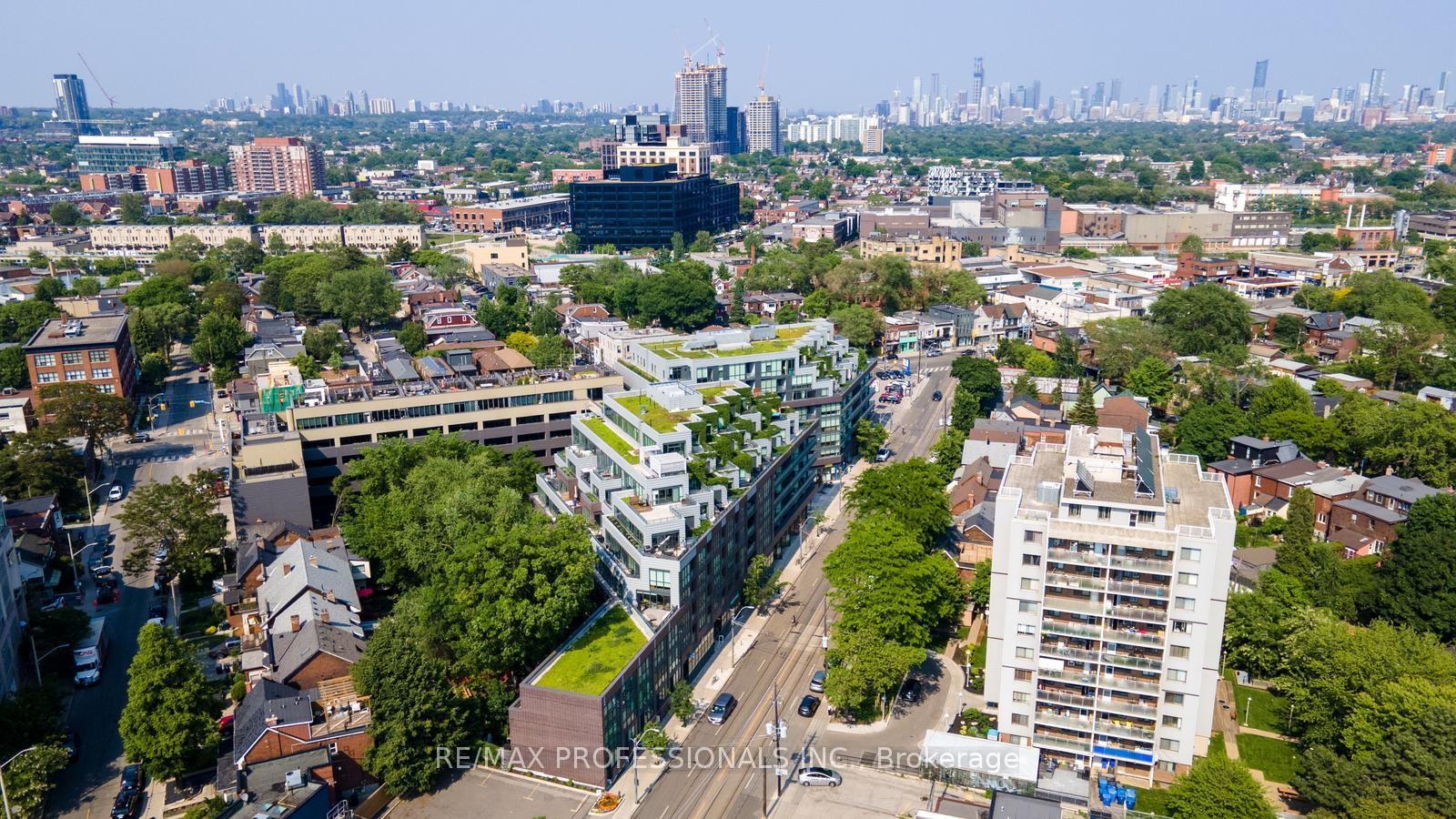 2 Bedrooms Condo at 38 Howard, Toronto For sale