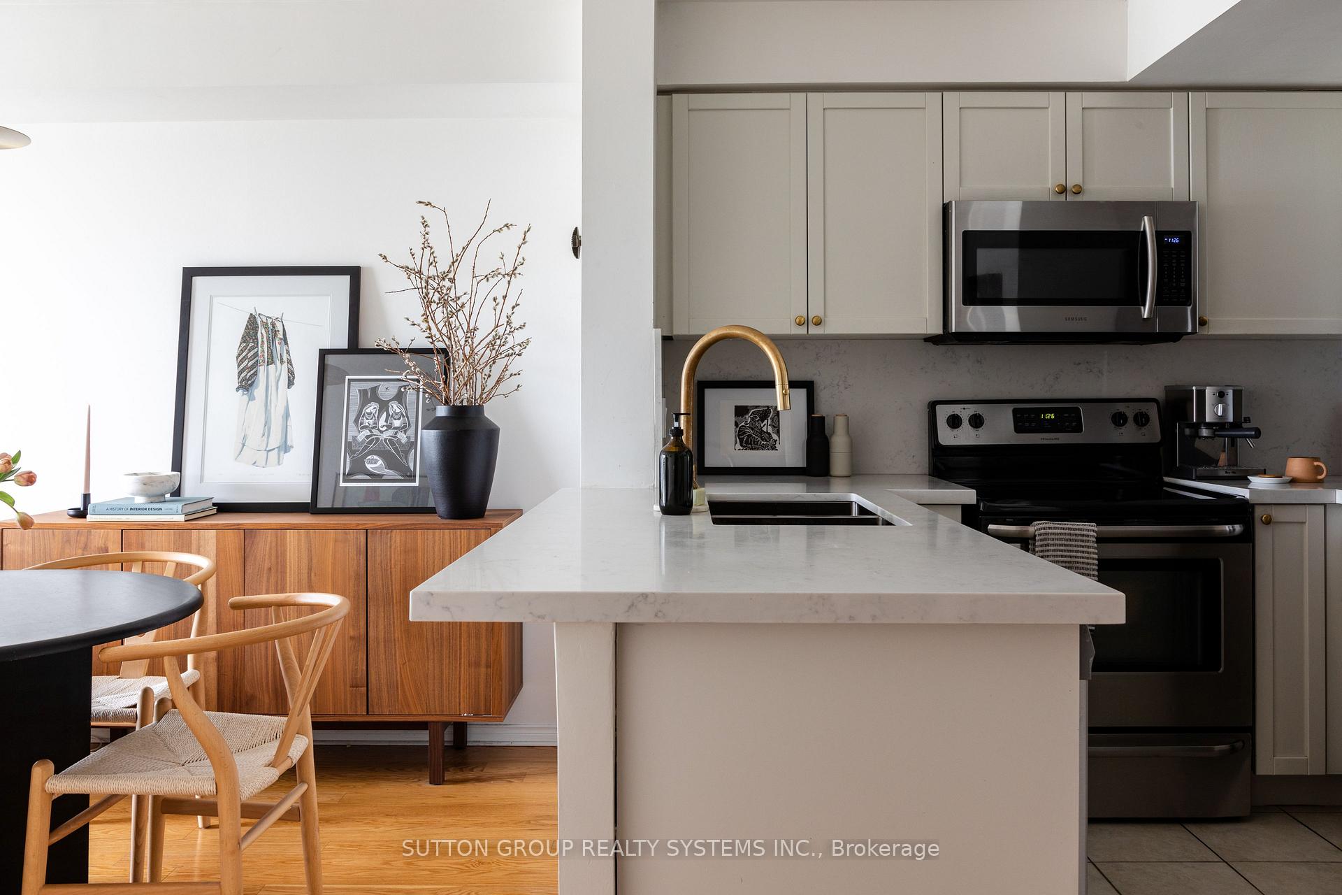 1 Bedroom Condo at 11 Michael Power, Toronto For sale