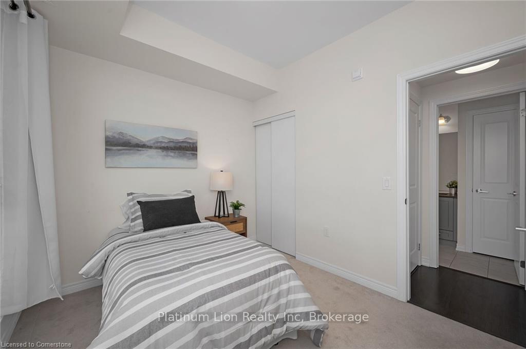 2 Bedrooms Condo at 2375 Bronte, Oakville For sale