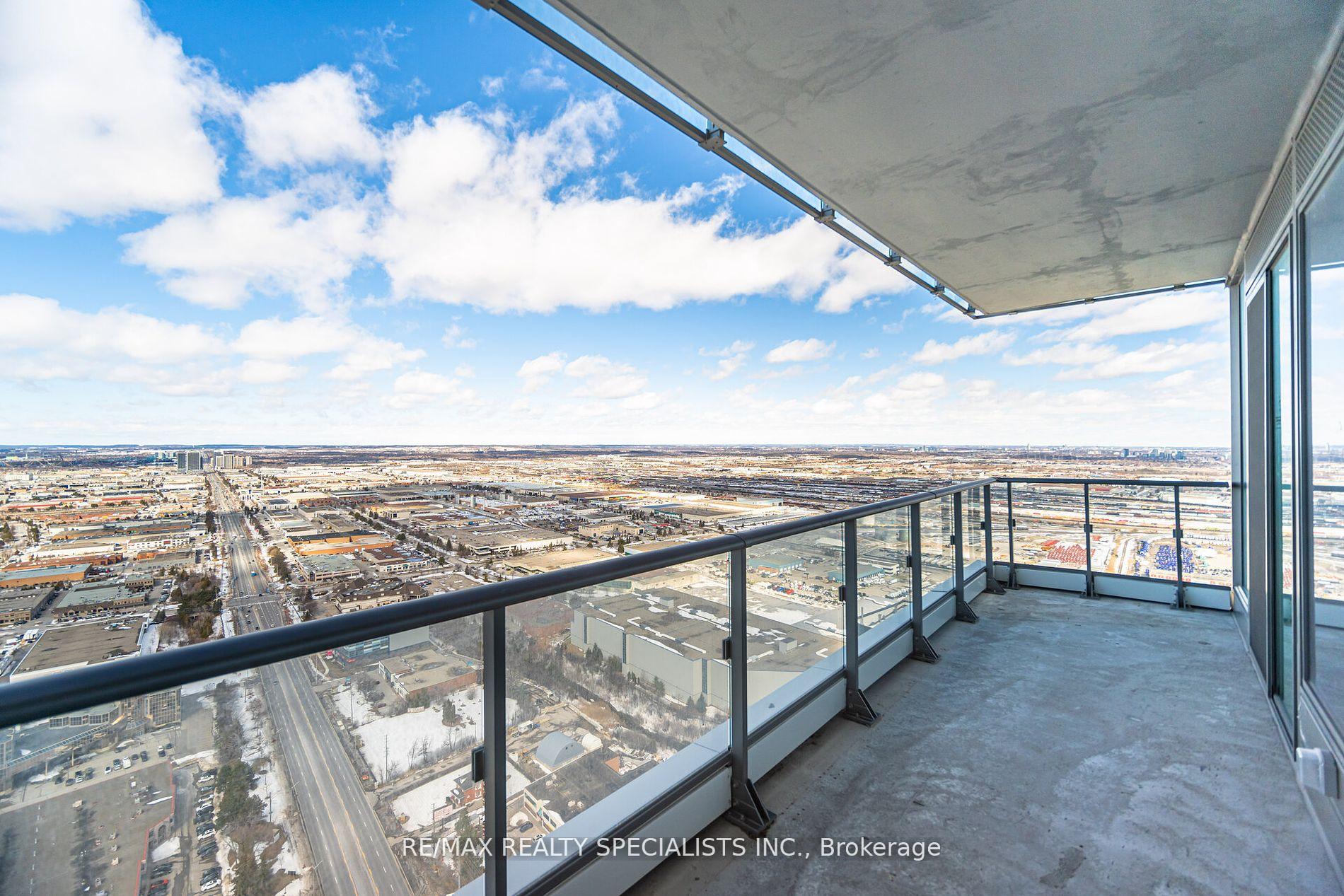 2 Bedrooms Condo at 7890 Jane,  Vaughan For sale
