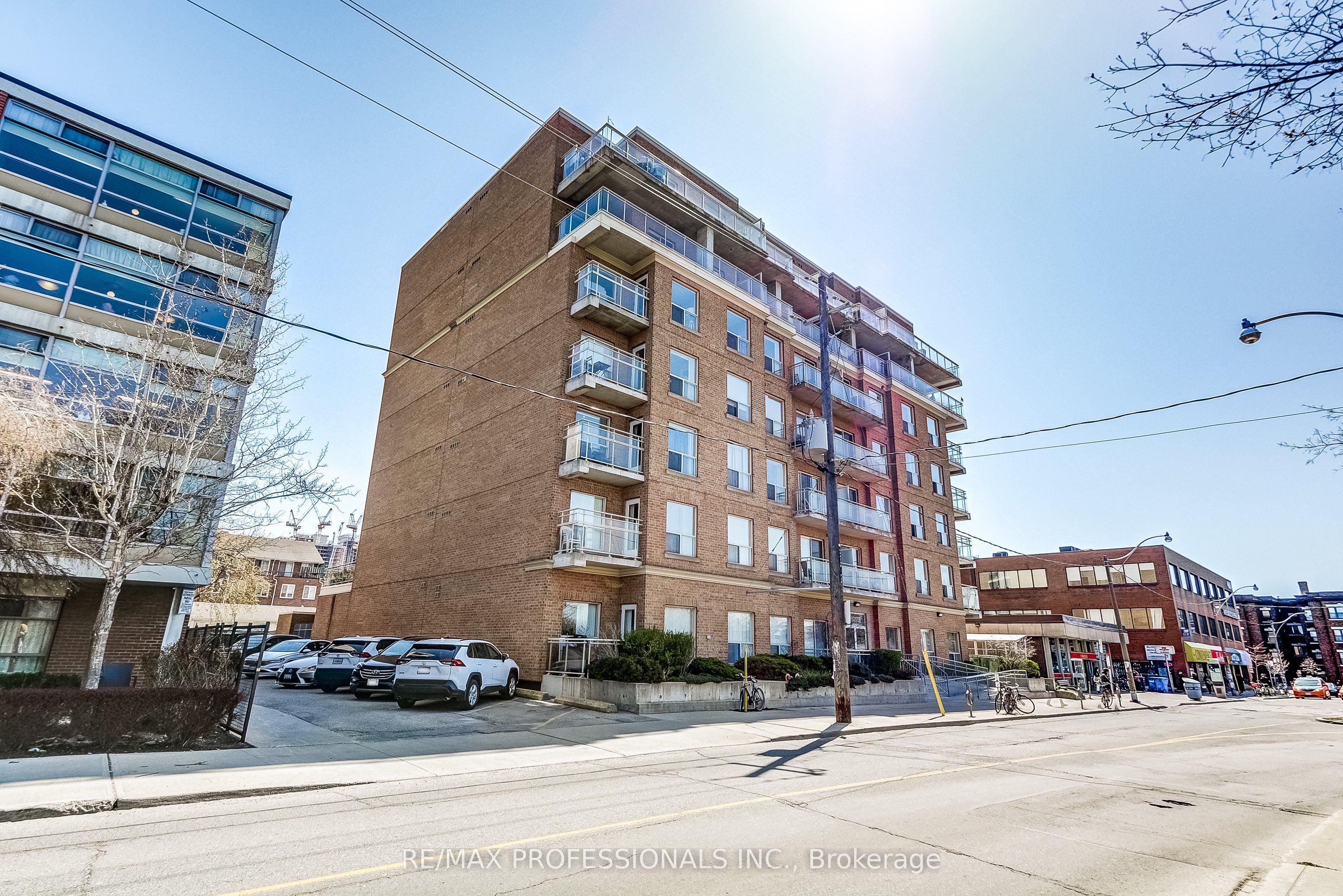 11 Christie Street, #103