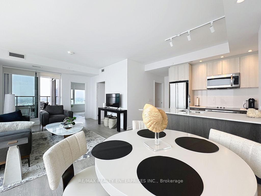 2 Bedrooms Condo at 1928 Lake Shore, Toronto For sale