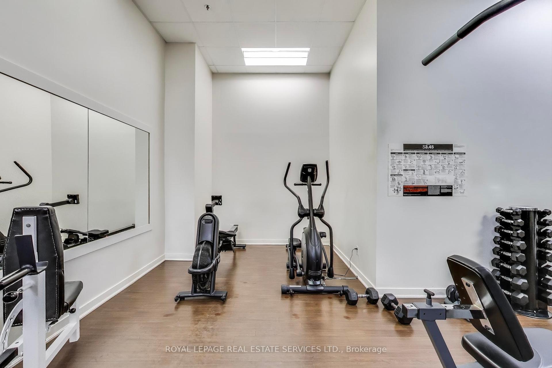 2 Bedrooms Condo at 2 Fieldway,  Toronto For sale