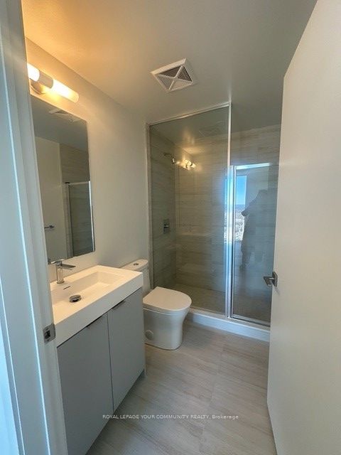 10 Abeja Street, #2213