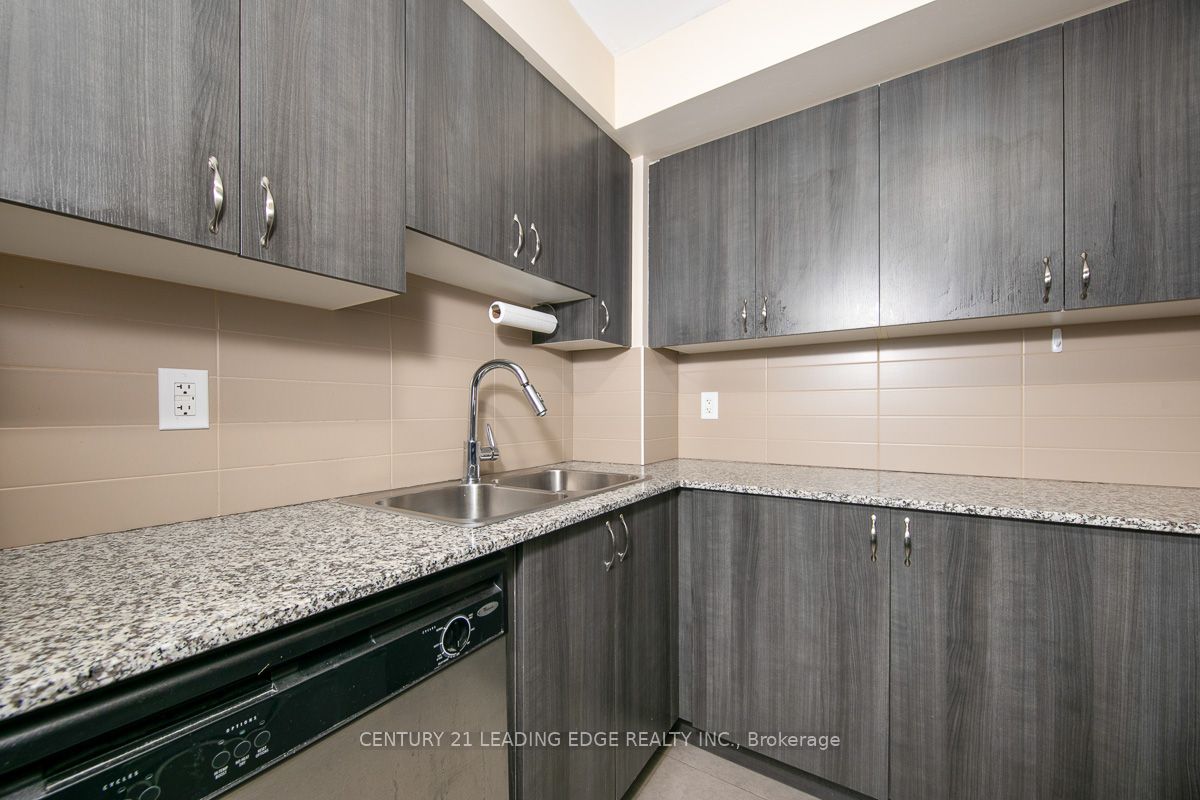 1235 Bayly Street, #901