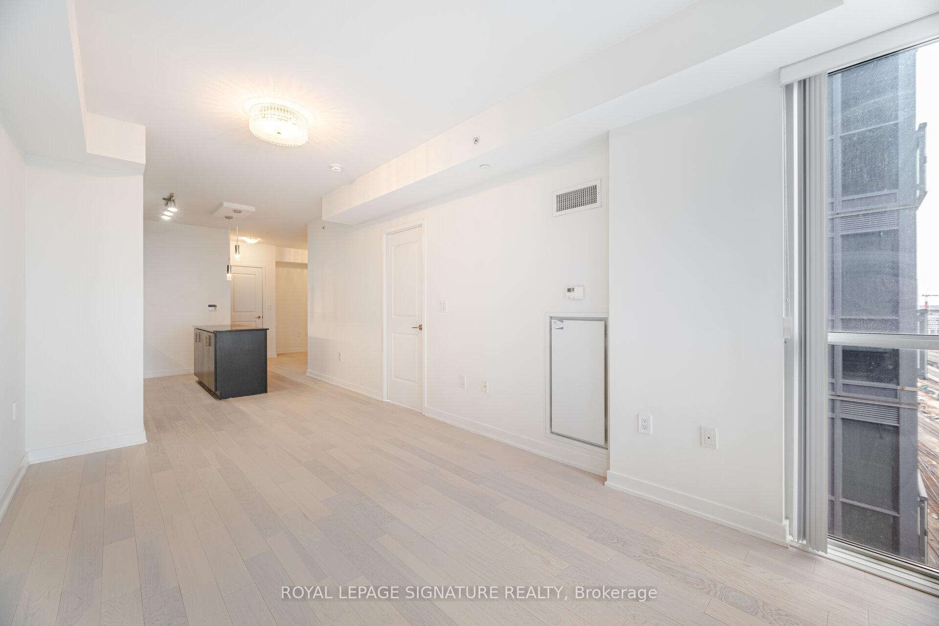 2 Bedrooms Condo at 1 The Esplanade, Toronto For sale