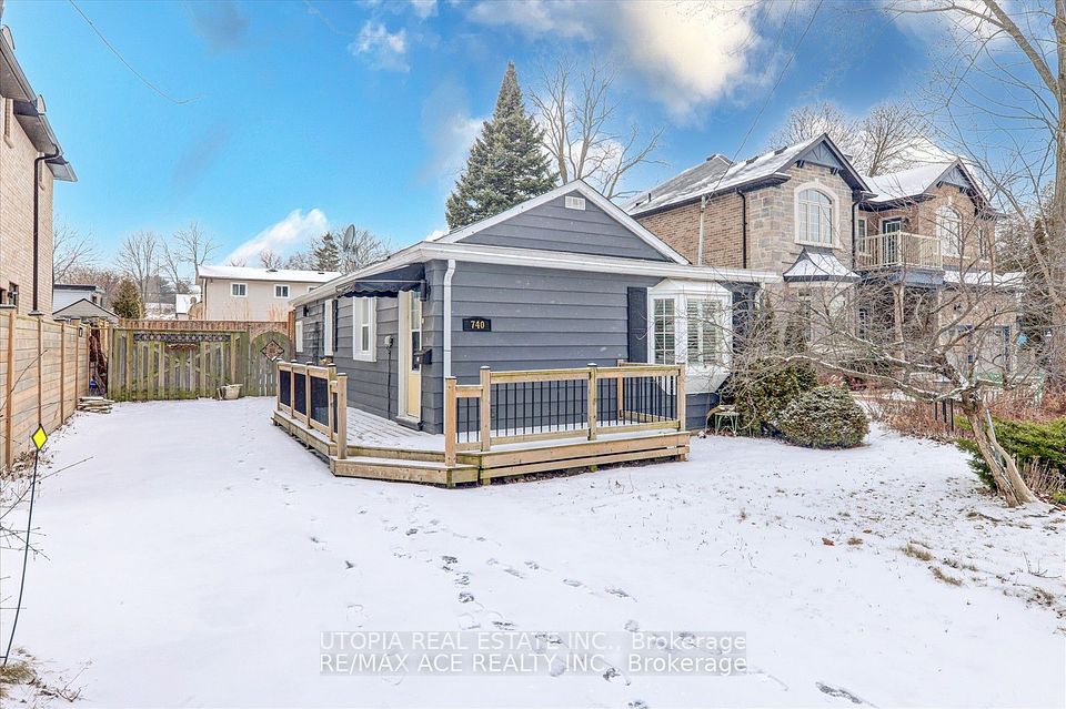 740 Hillview