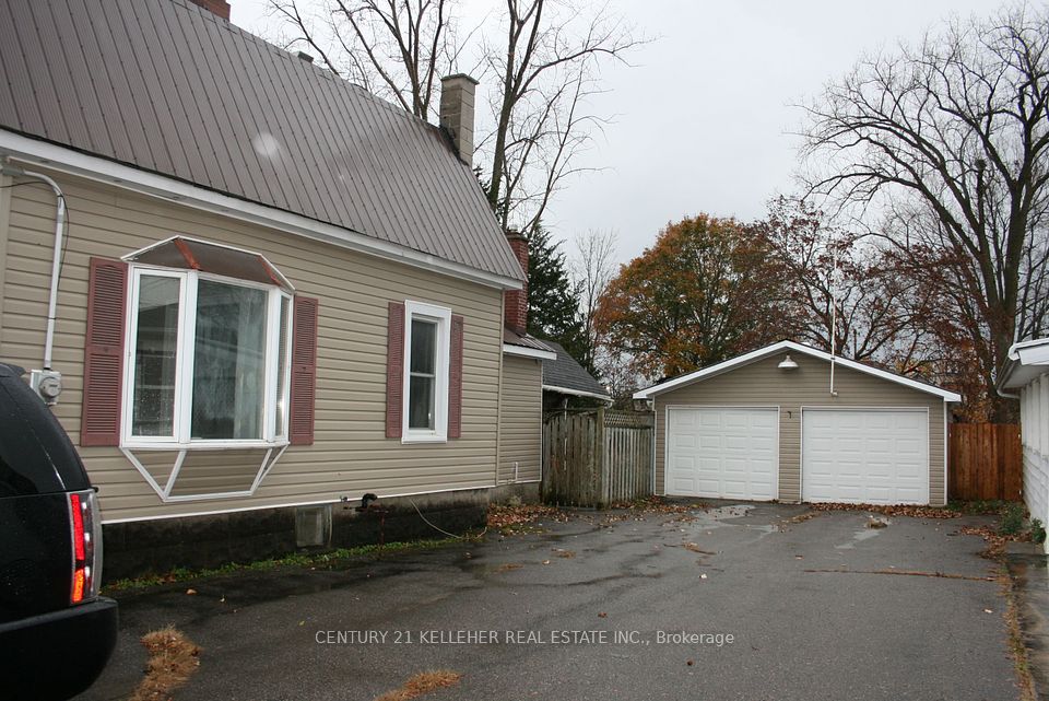 19 Broad Street, Prince Edward County, ON K0K 2T0