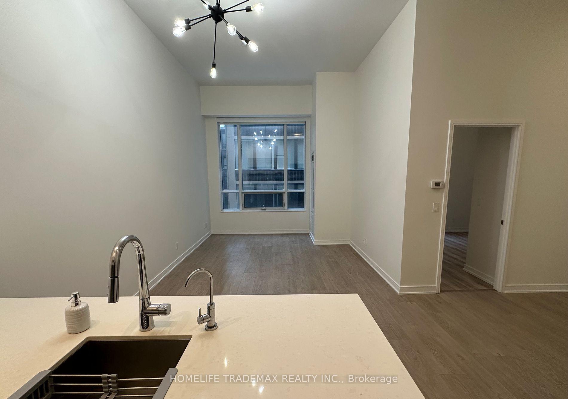 2 Bedrooms Condo at 88 Scott,  Toronto For sale