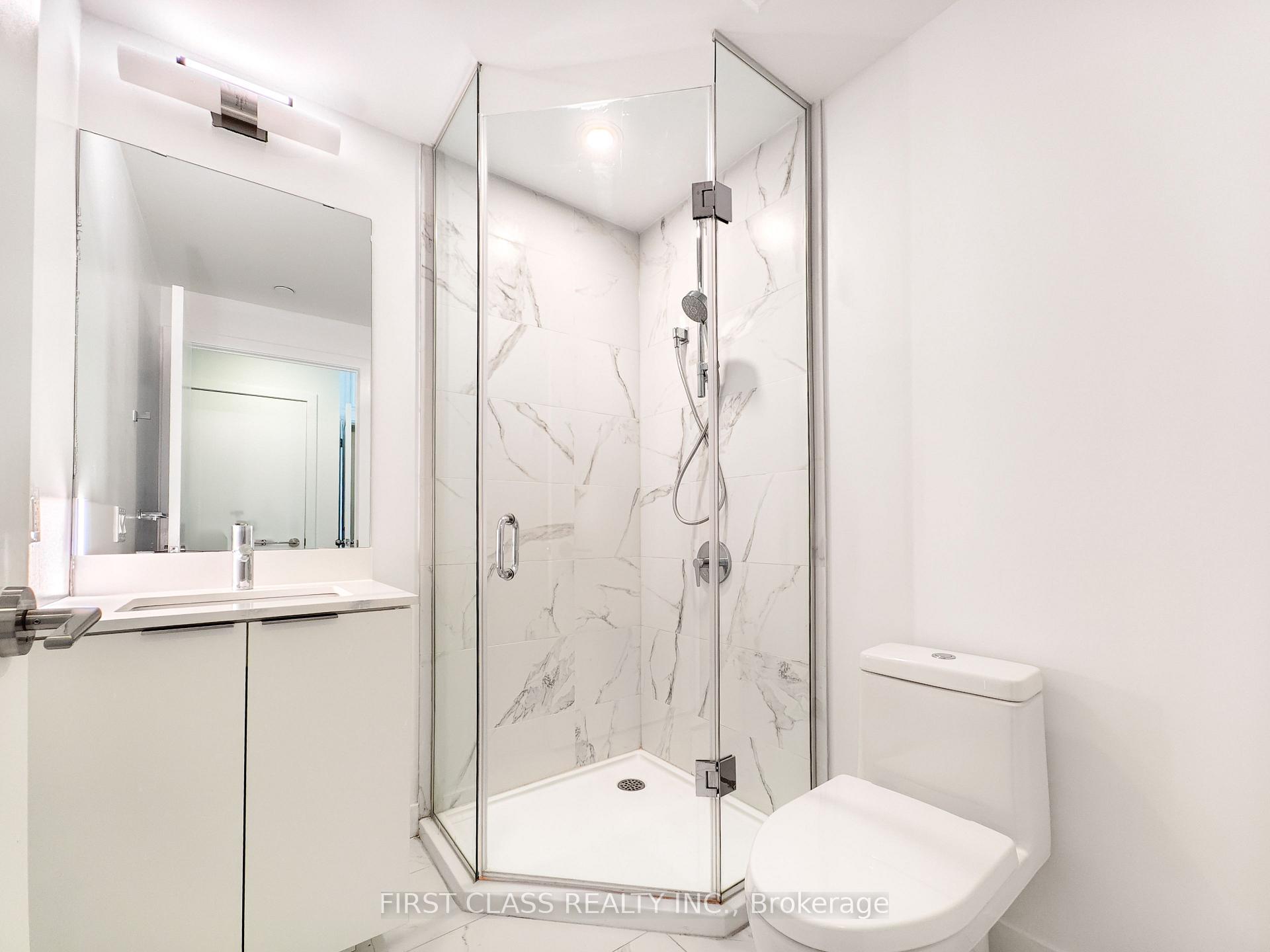 2 Bedrooms Condo at 8 Olympic Garden, Toronto For sale