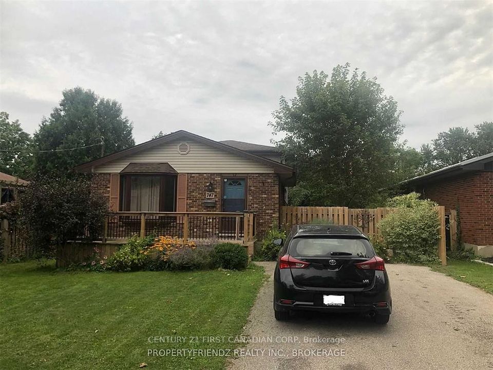 747 Dunelm Lane
