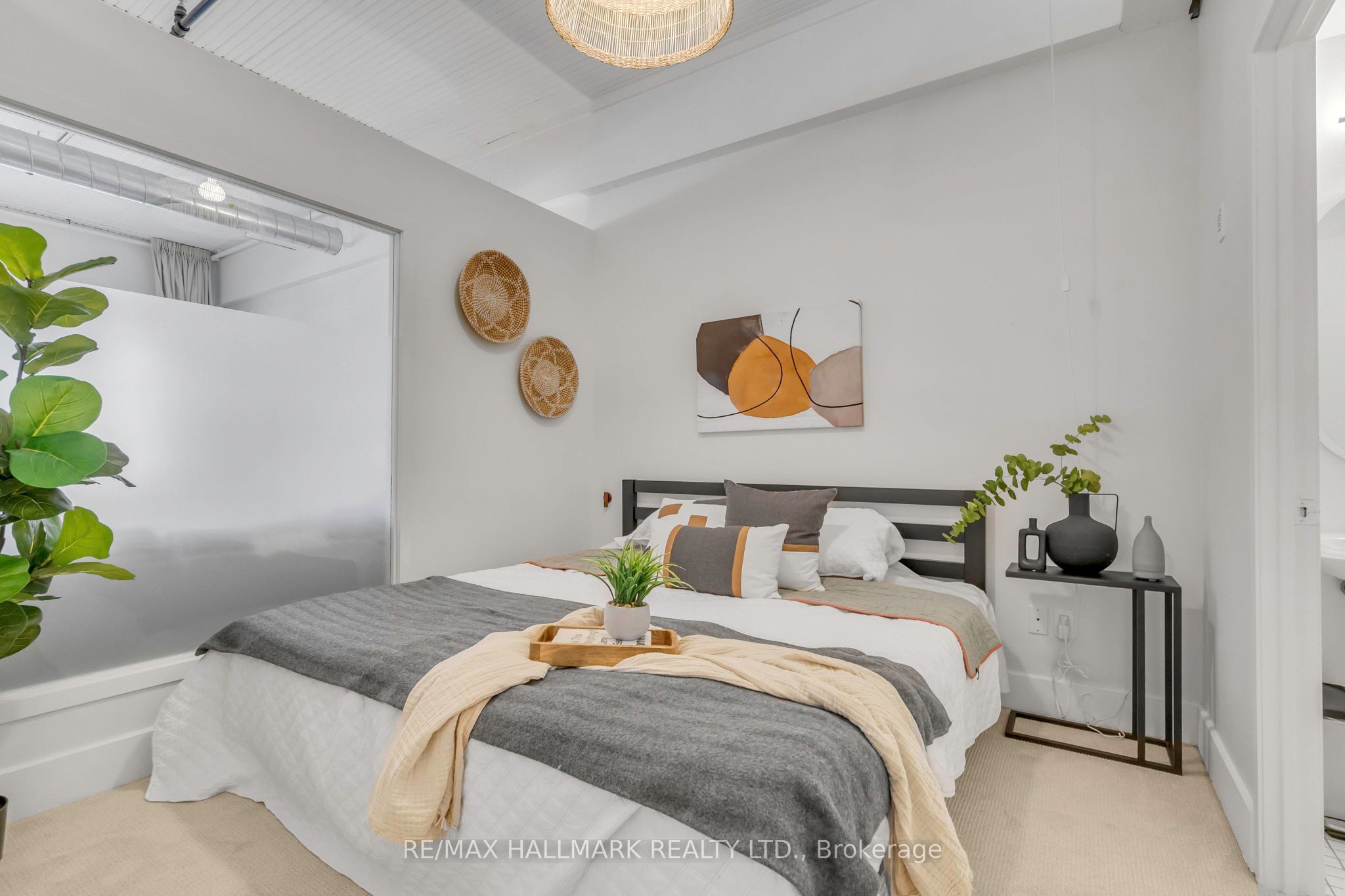 183 Dovercourt Road, #106