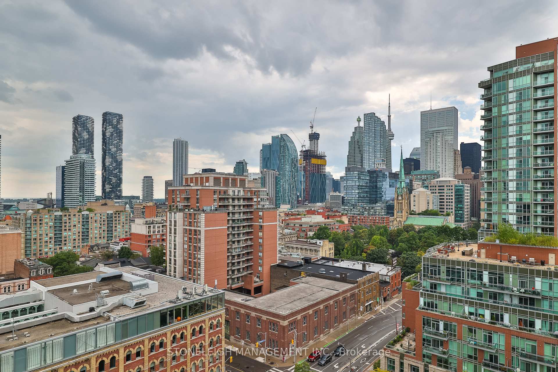 2 Bedrooms Condo at 105 George,  Toronto For sale