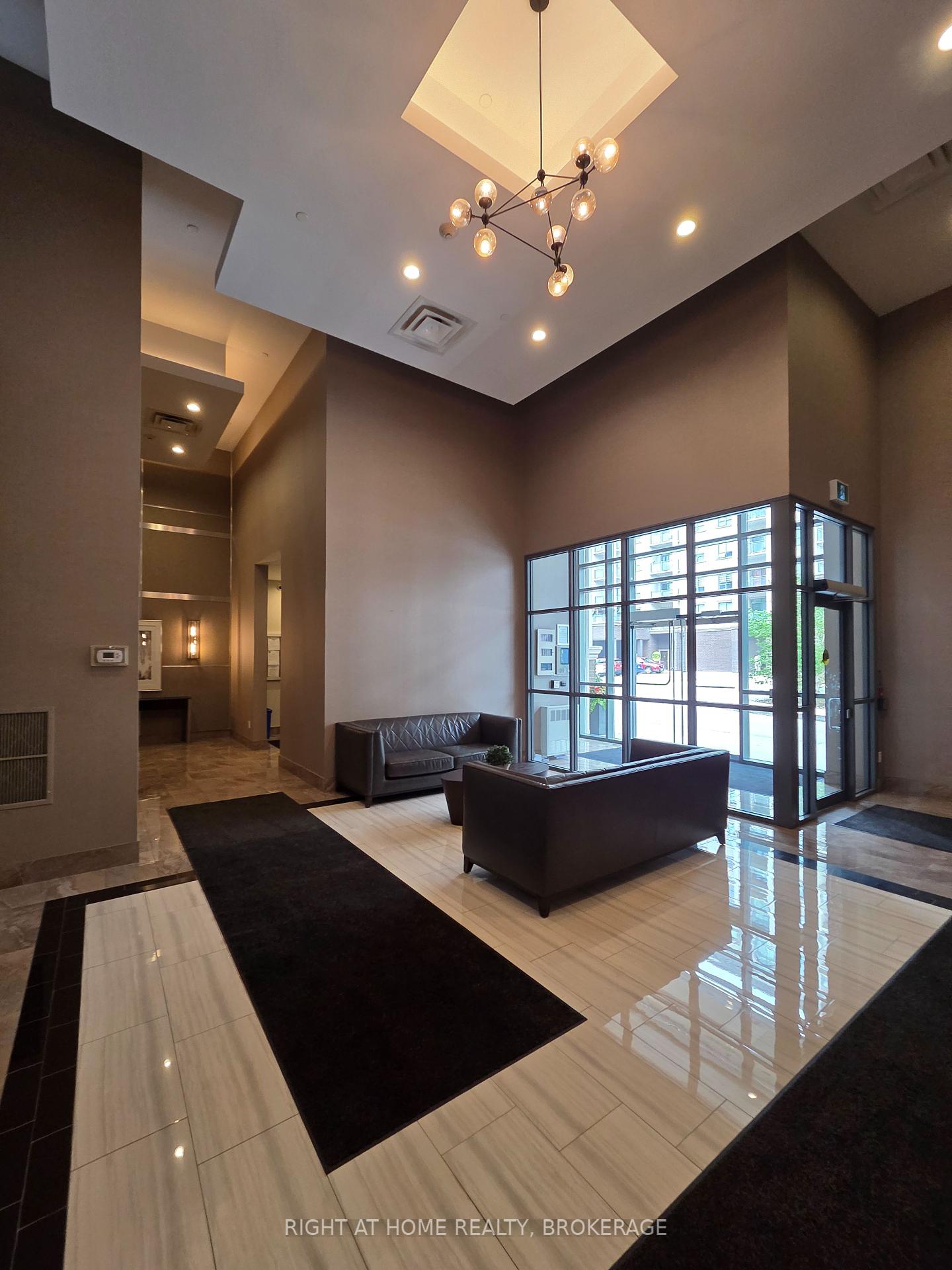 1 Bedroom Condo at 2490 Old Bronte, Oakville For sale