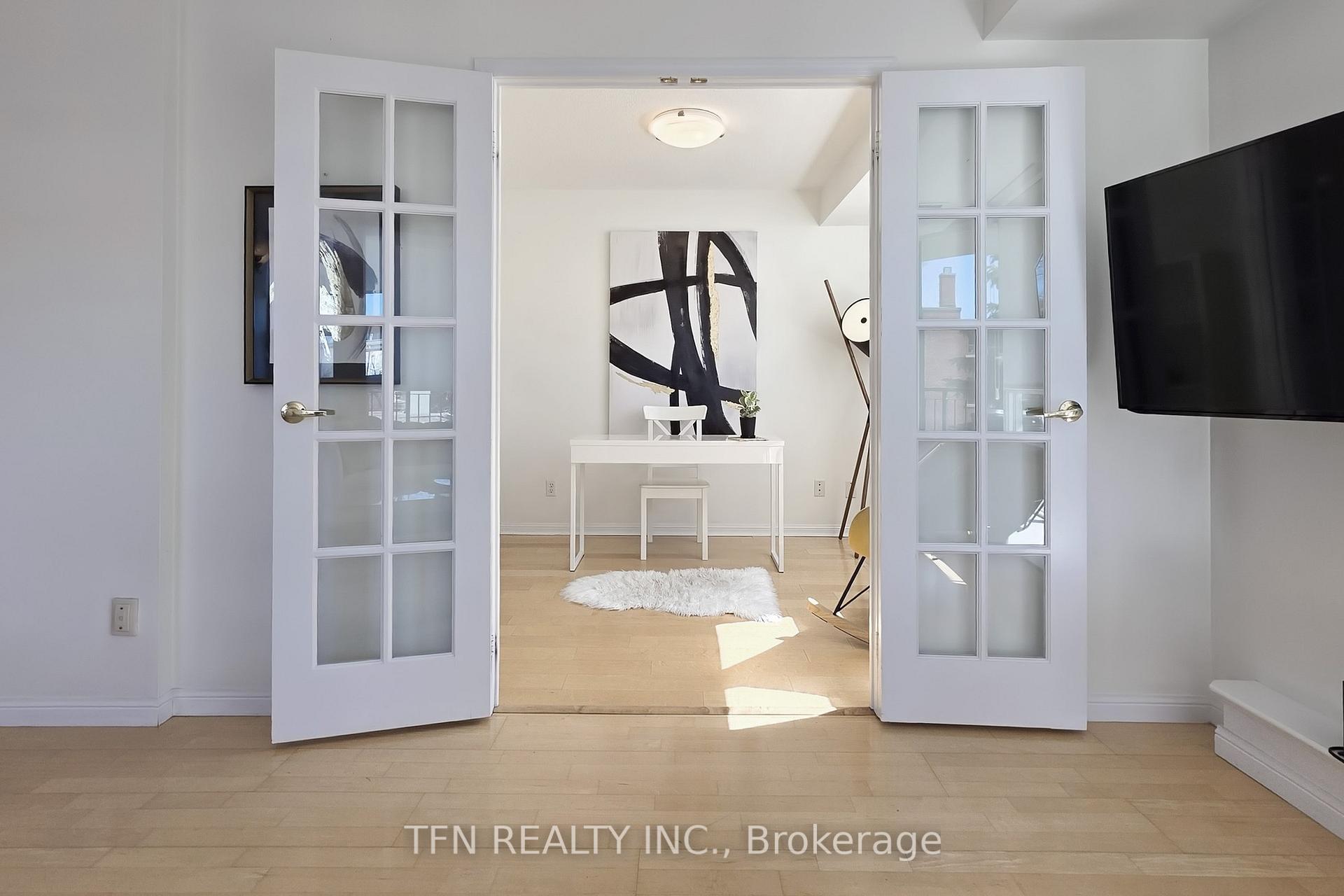 3 Bedrooms Condo at 3130 Yonge,  Toronto For sale