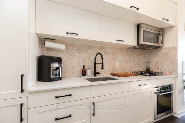 205 Manning Avenue 306