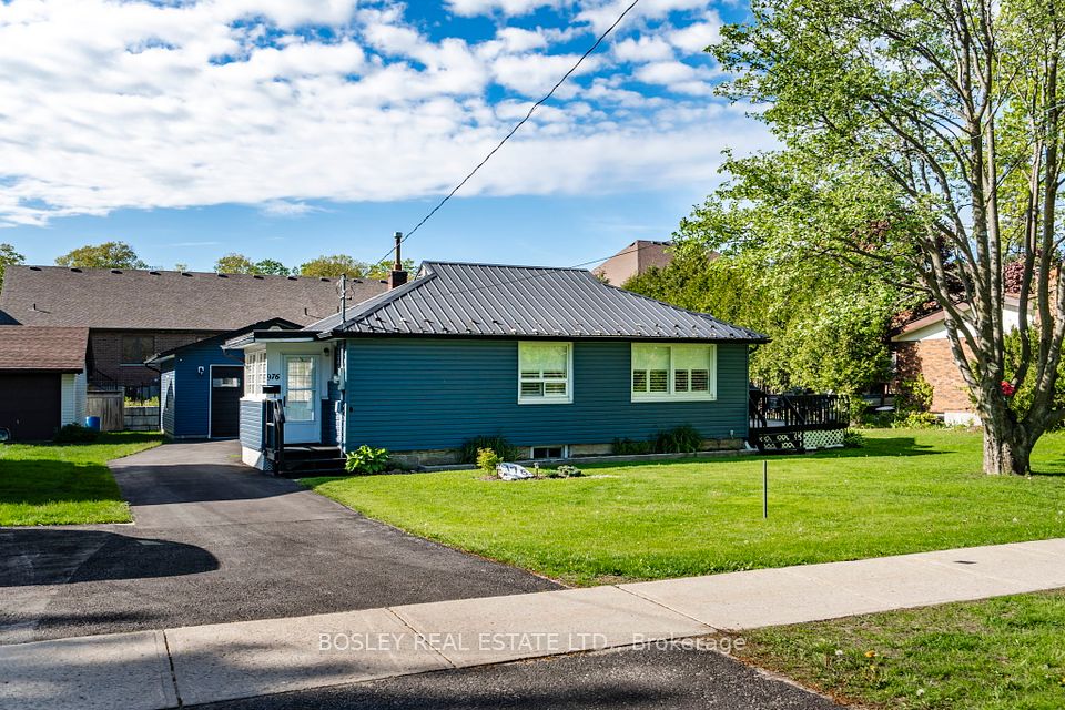 976 Yonge Street, Midland, ON L4R 2E7