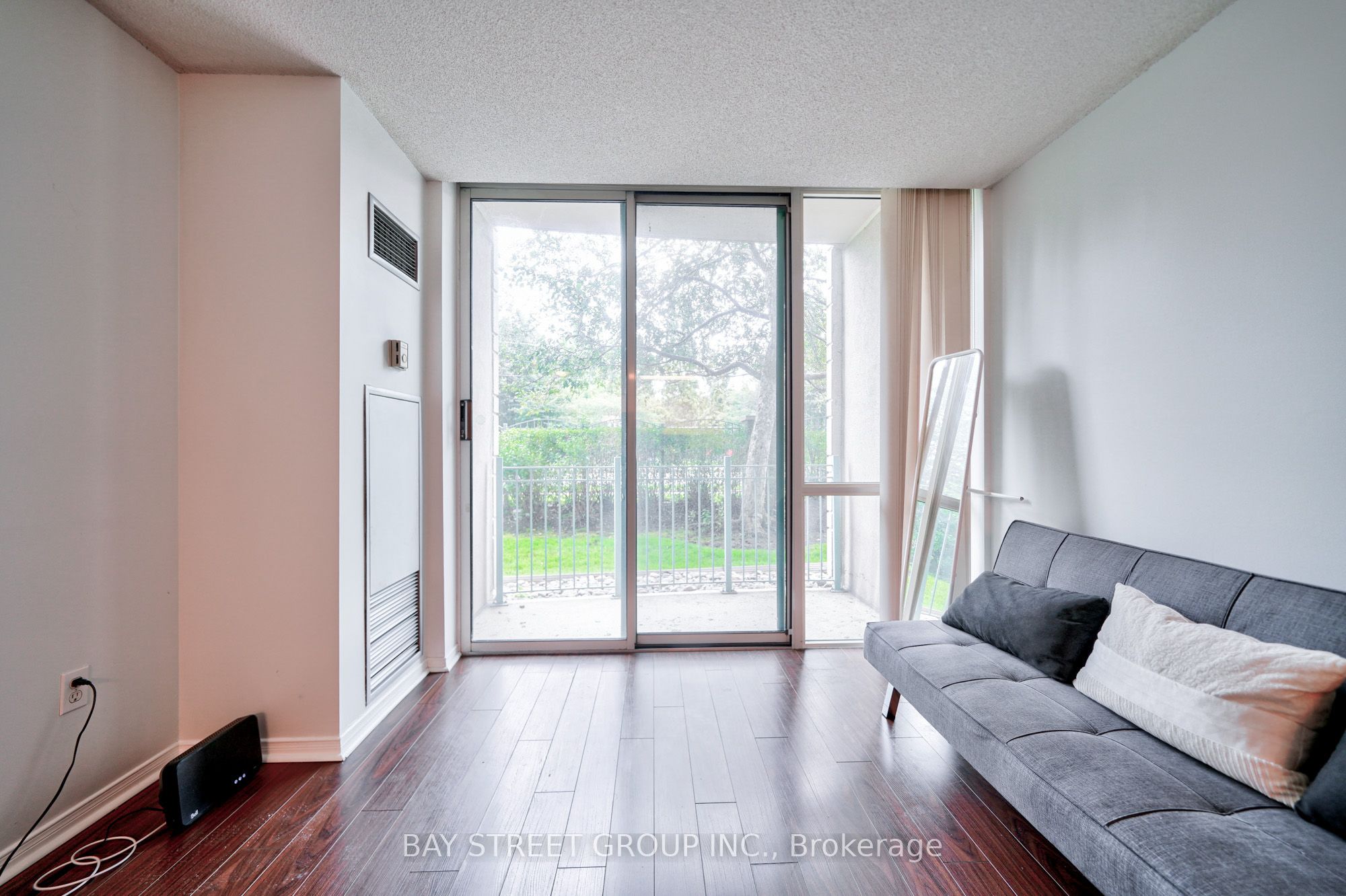 18 Pemberton Avenue, #106
