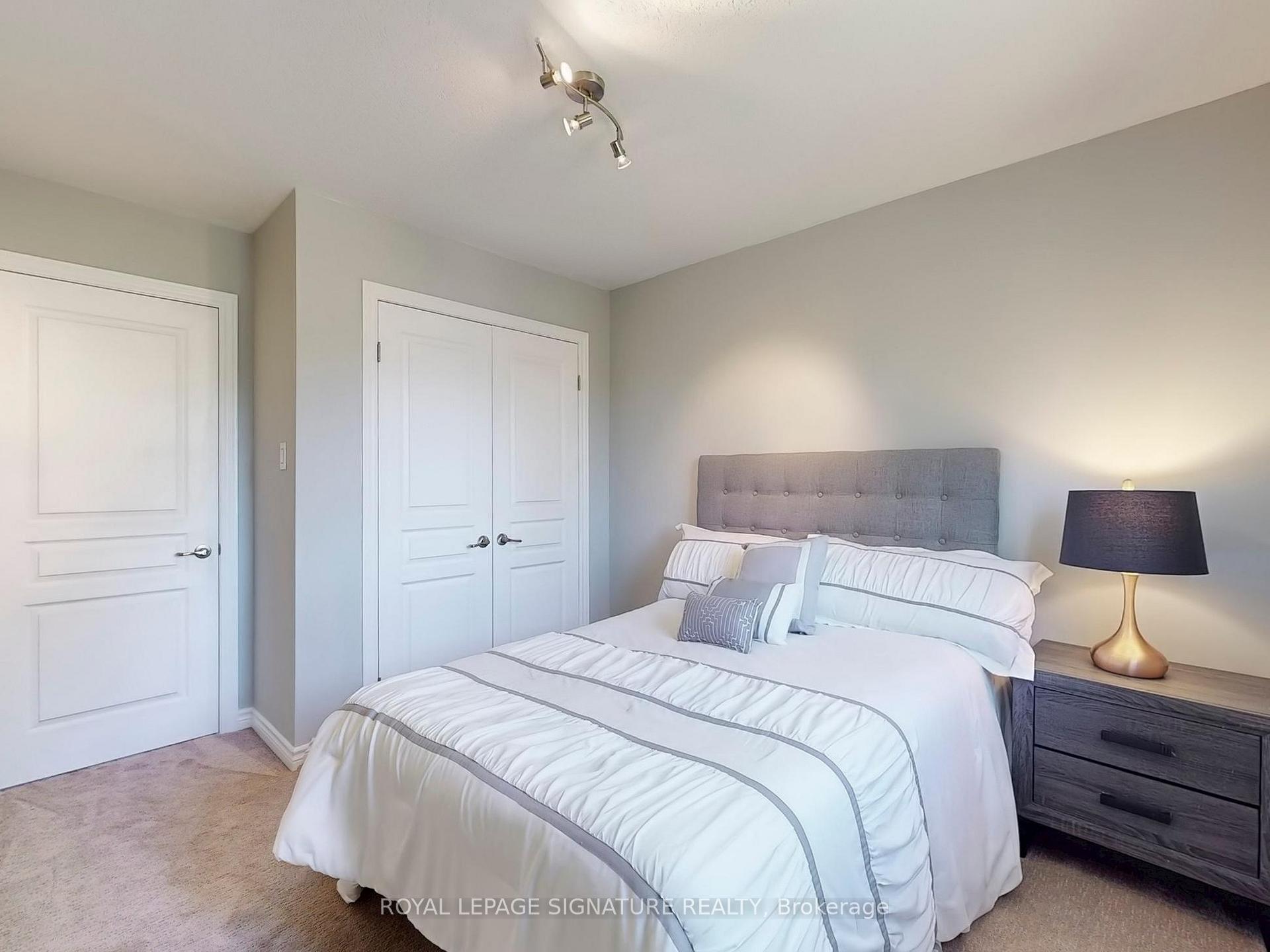 3 Bedrooms Condo at 99 Panabaker, Hamilton For sale