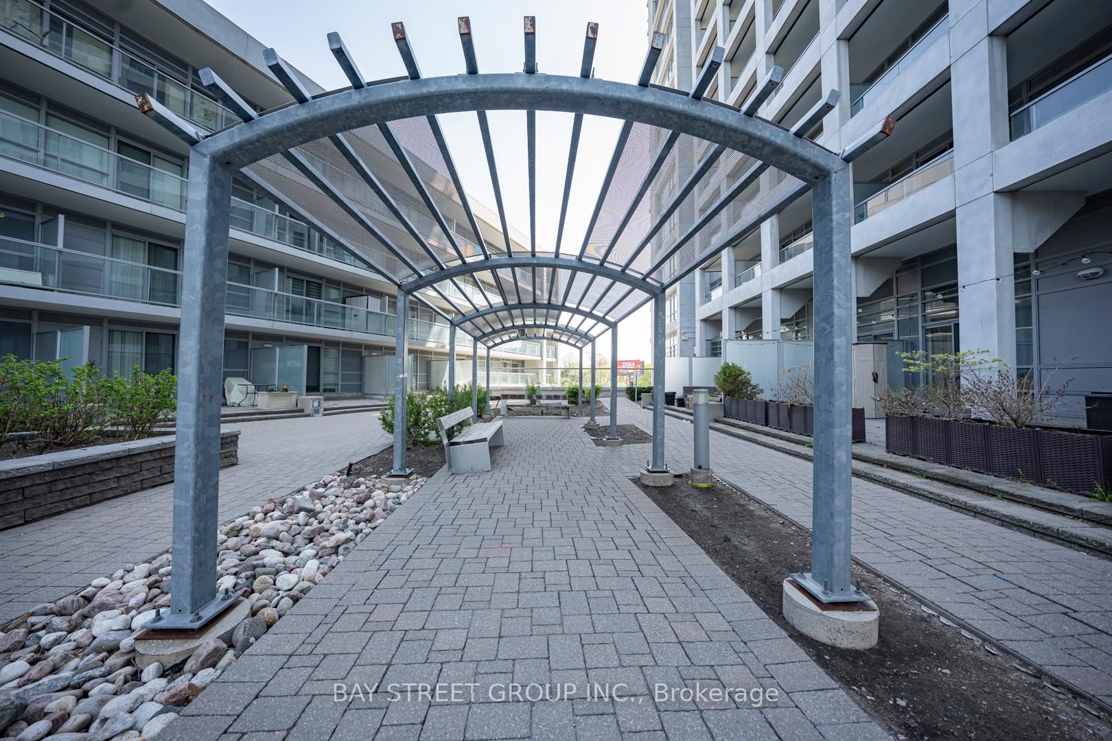 1 Bedroom Condo at 275 Yorkland, Toronto For sale