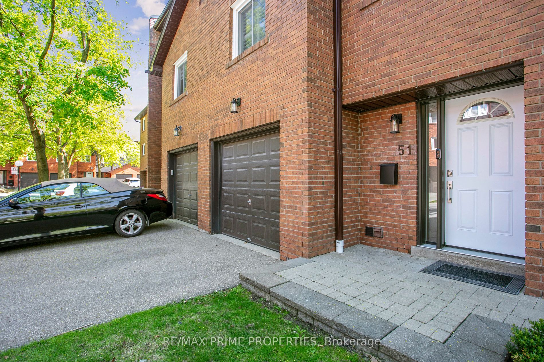 1755 Rathburn Road E, #51