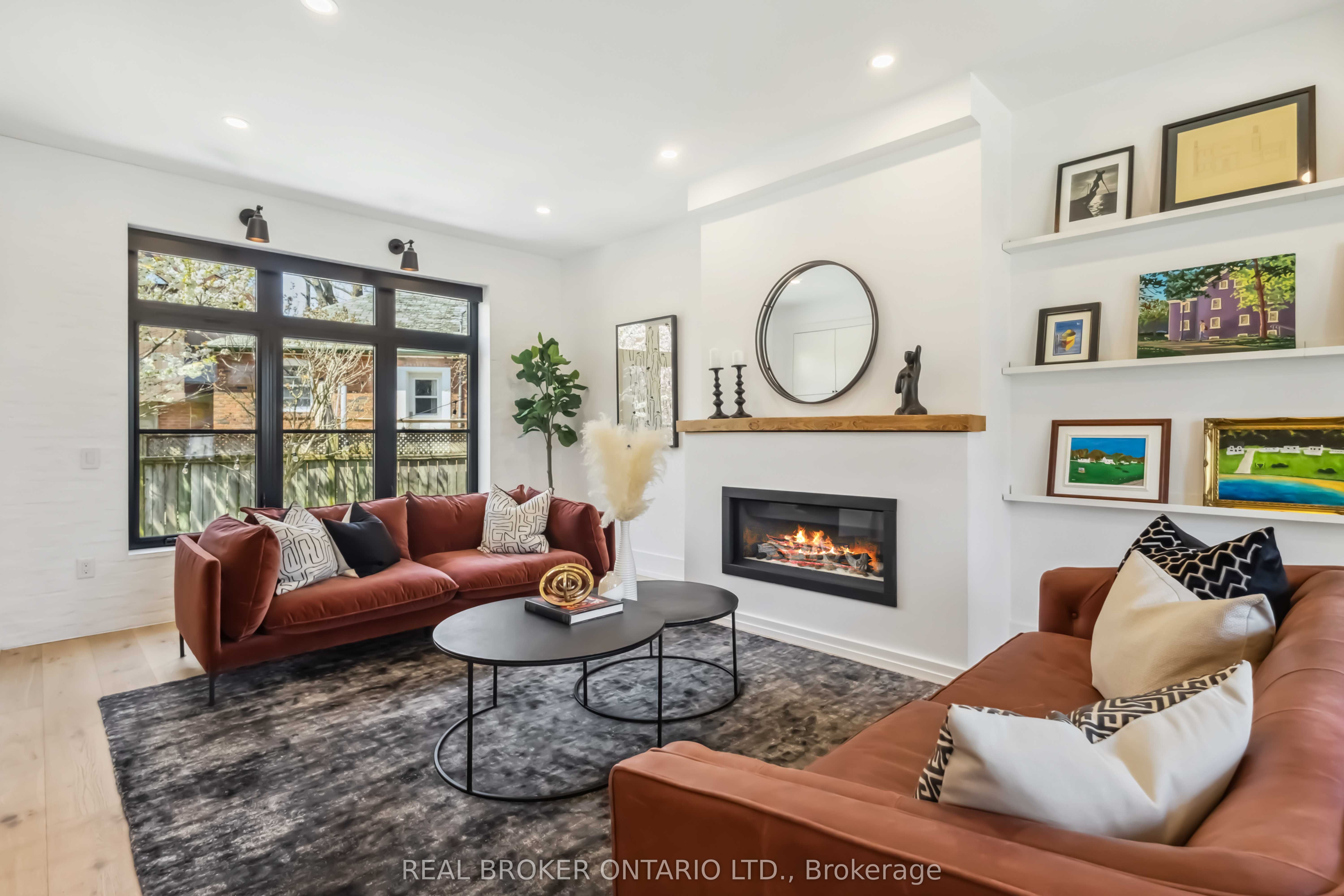 44 Hunt Club Drive