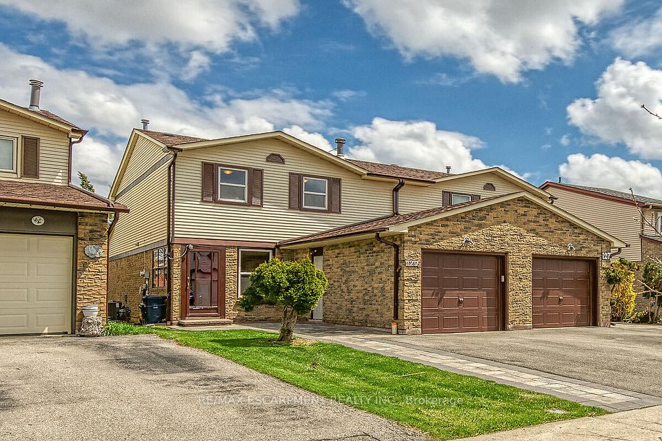 129 Valley Stream