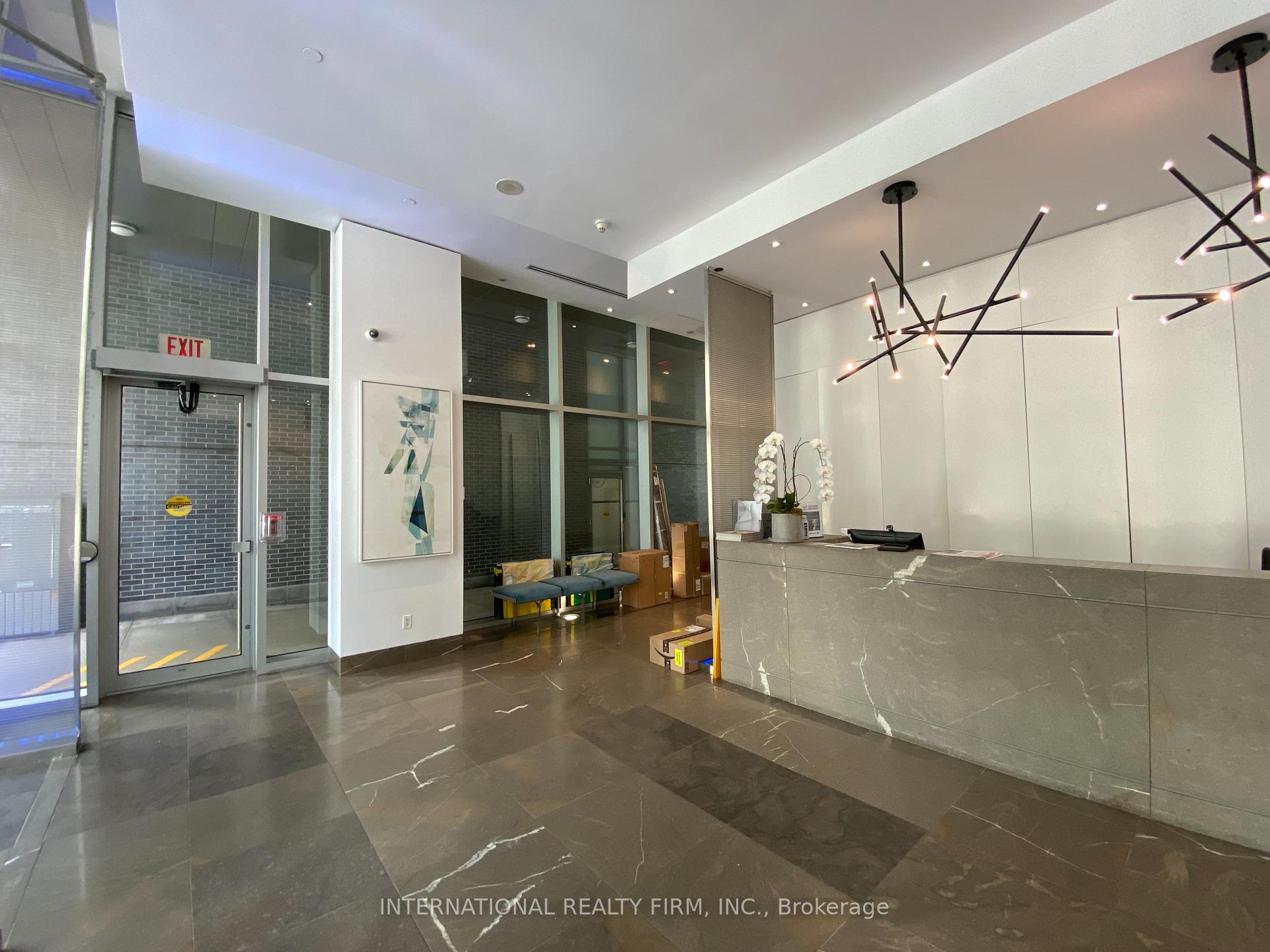2 Bedrooms Condo at 55 Stewart, Toronto For sale