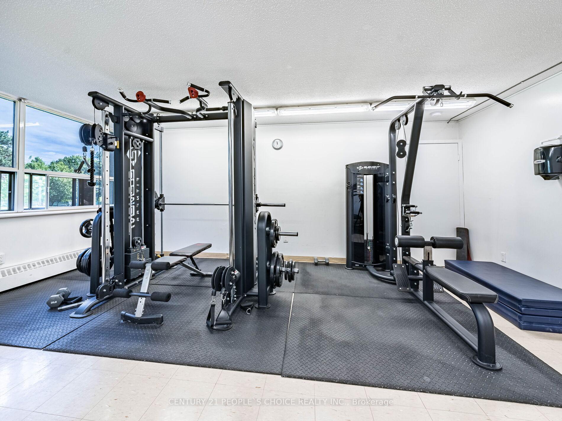 2 Bedrooms Condo at 451 The West Mall, Toronto For sale