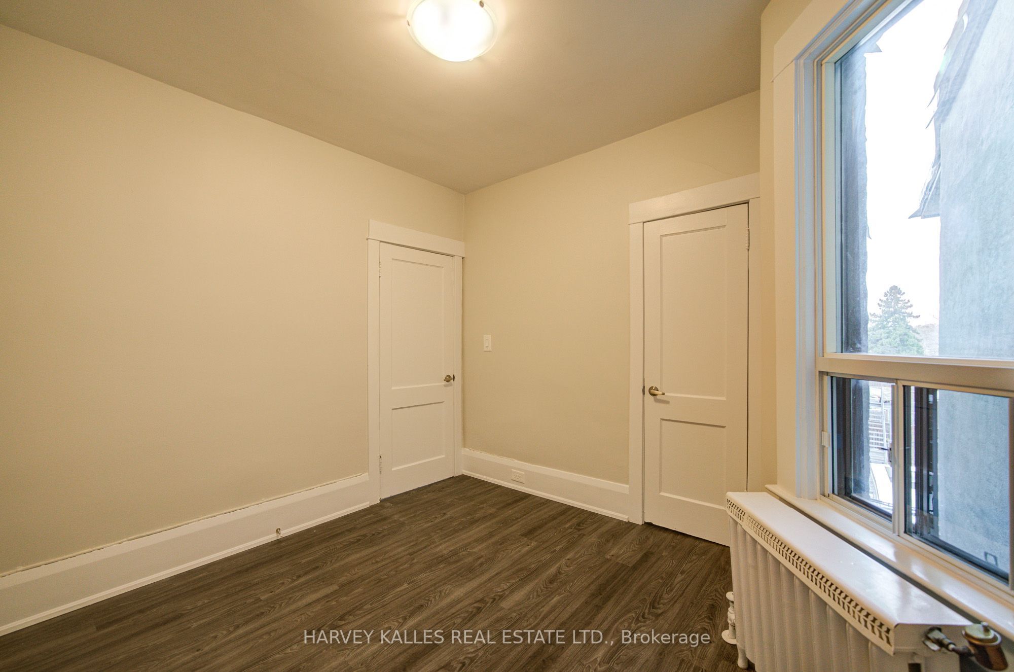 1074 St Clair Avenue W 2