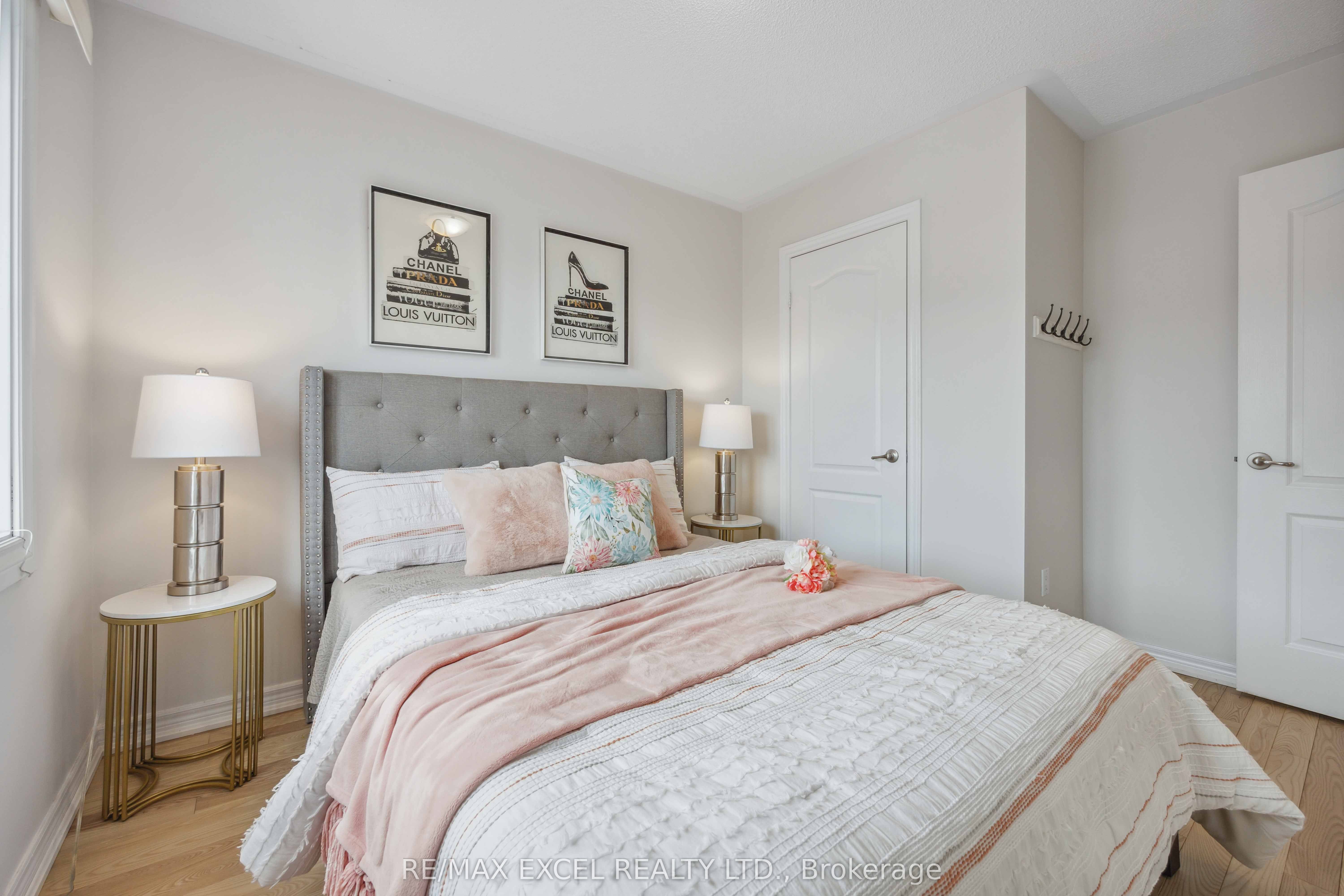255 Shaftsbury Avenue, #66