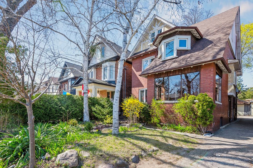 42 Woodside