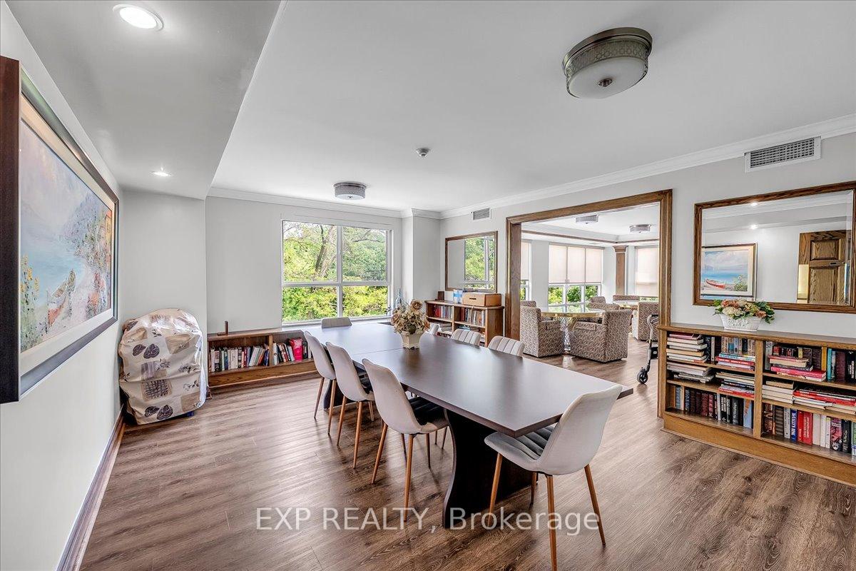 1 Bedroom Condo at 141 Woodbridge, Vaughan For sale