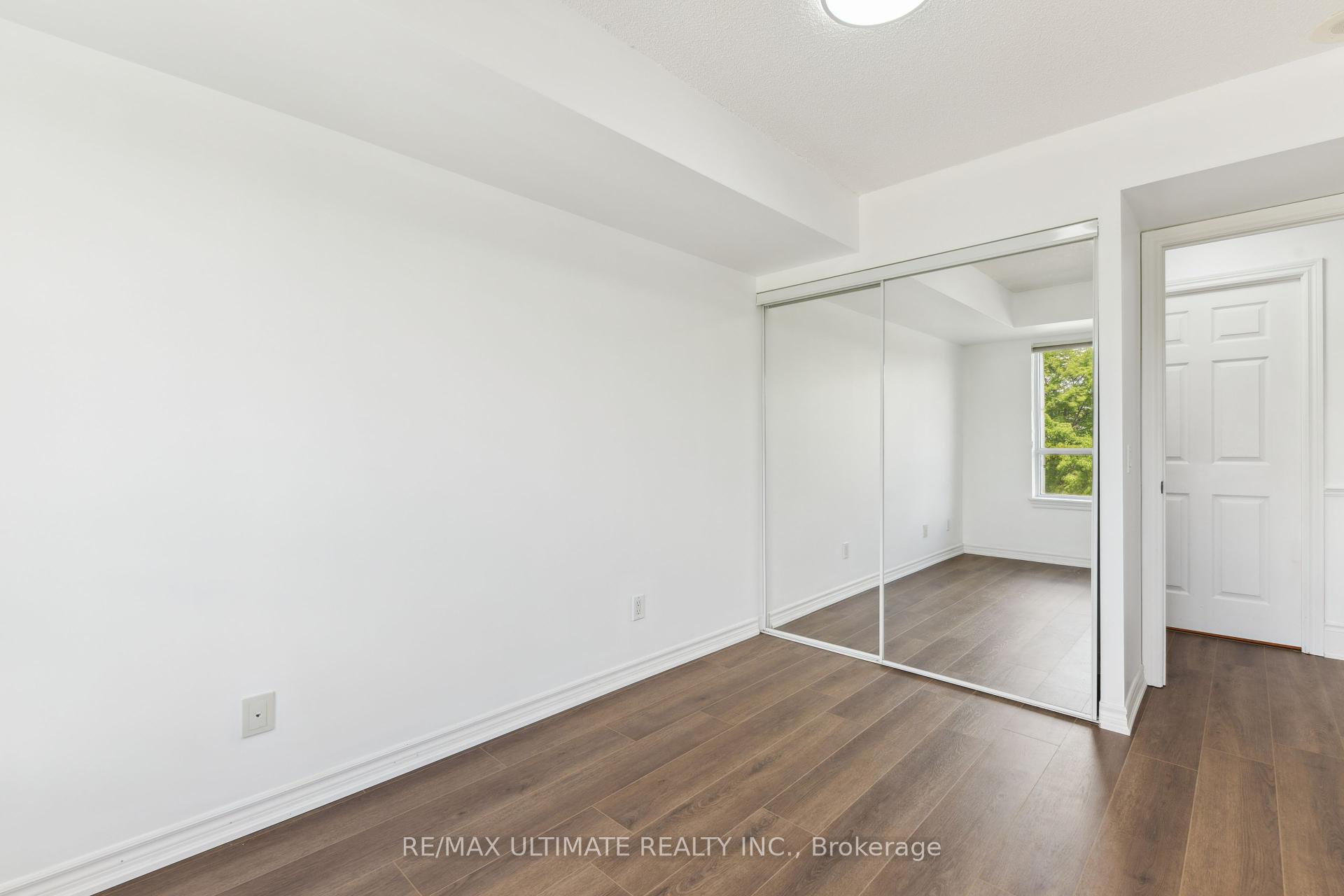 1 Bedroom Condo at 2325 Central Park, Oakville For sale