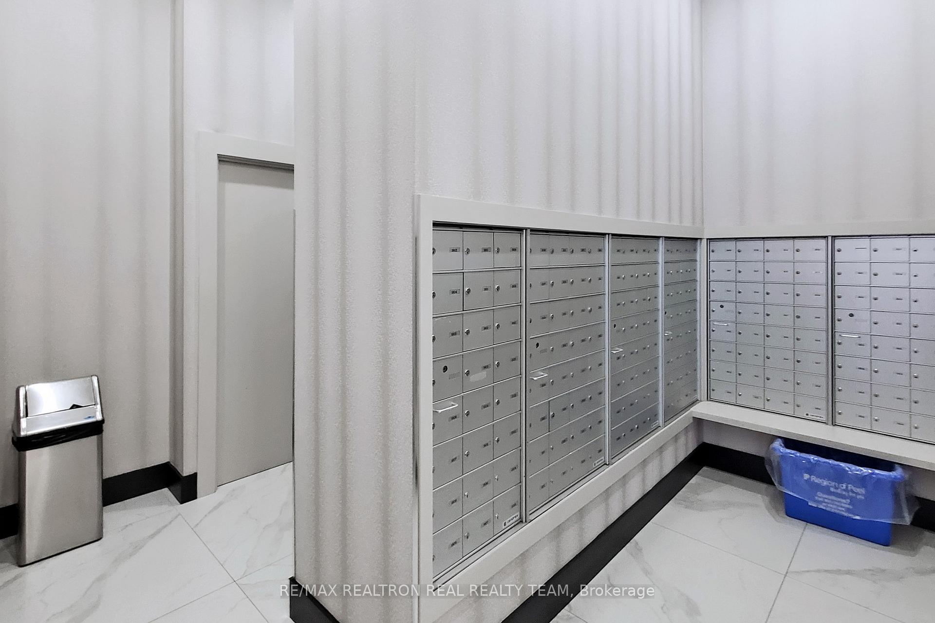 1 Bedroom Condo at 4070 Confederation, Mississauga For sale