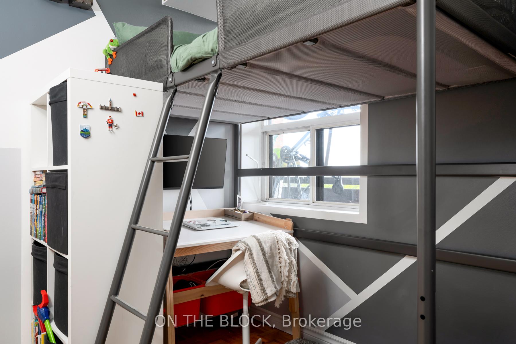 2 Bedrooms Condo at 3845 Lake Shore, Toronto For sale