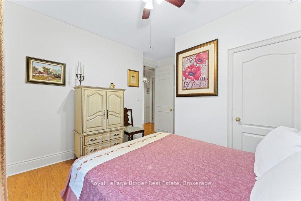 3 Bedrooms Condo at 88 Grandview,  Toronto For sale