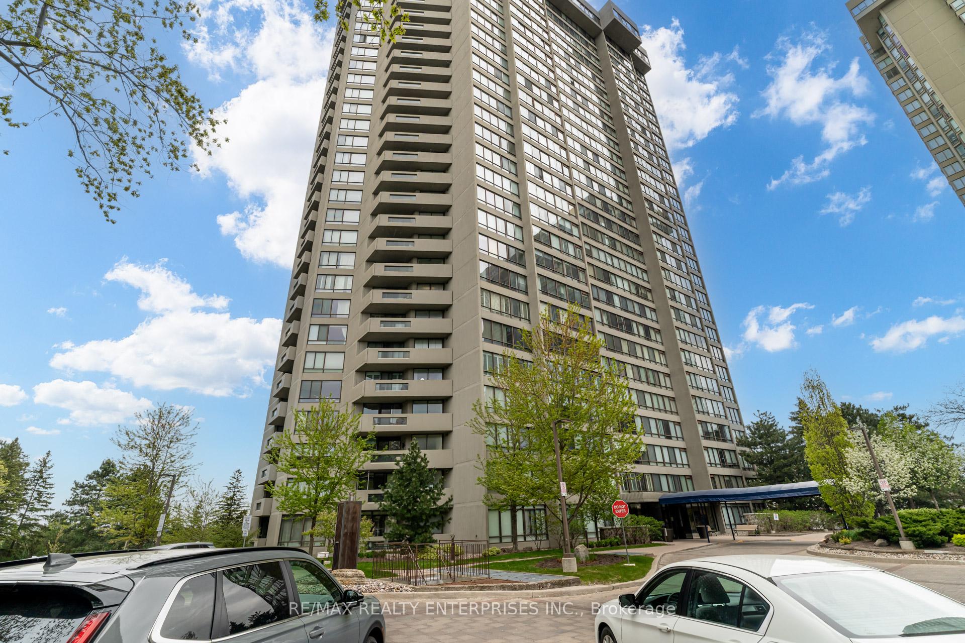 2 Bedrooms Condo at 65 Skymark, Toronto For sale