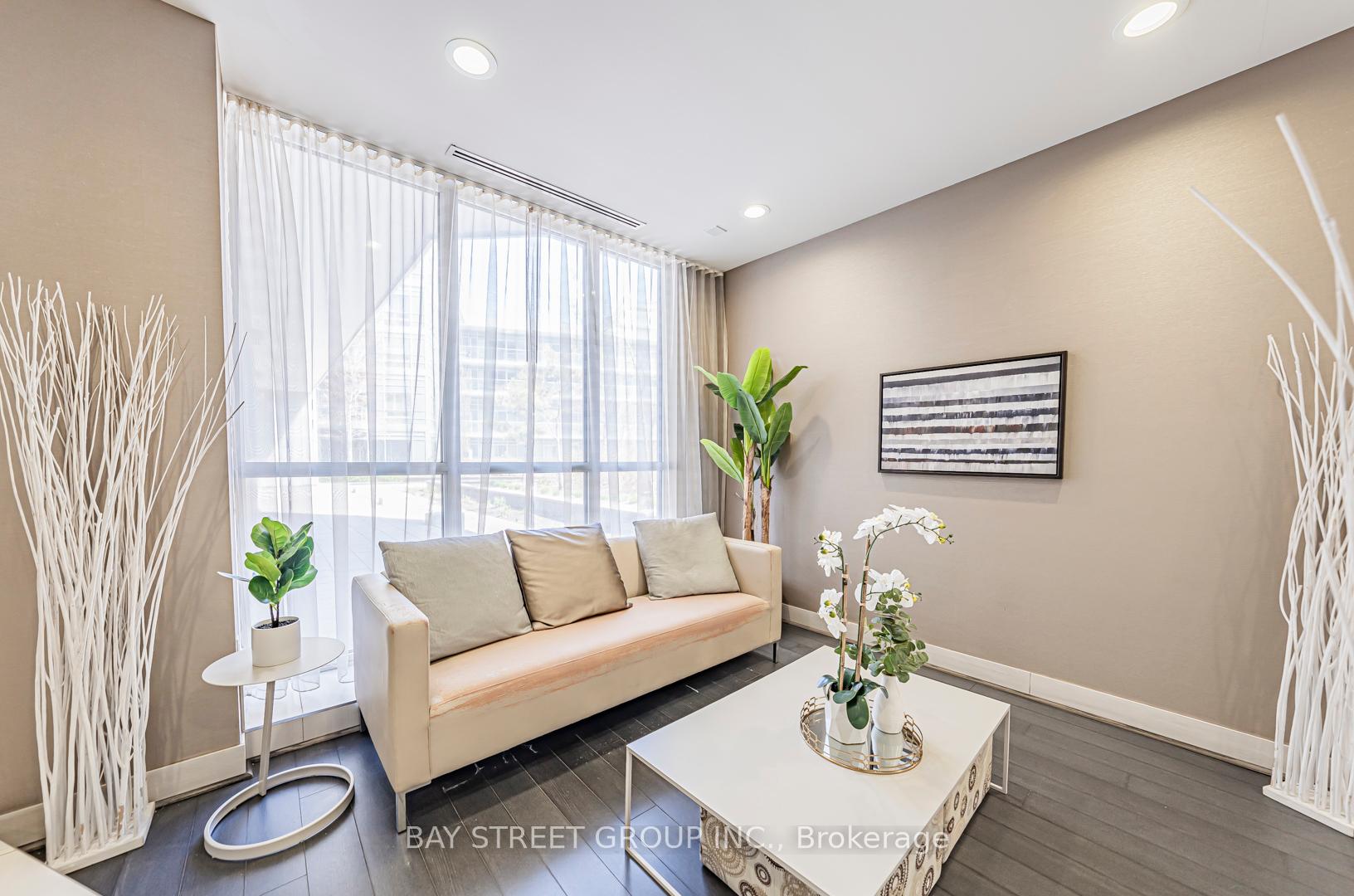 1 Bedroom Condo at 275 Yorkland, Toronto For sale