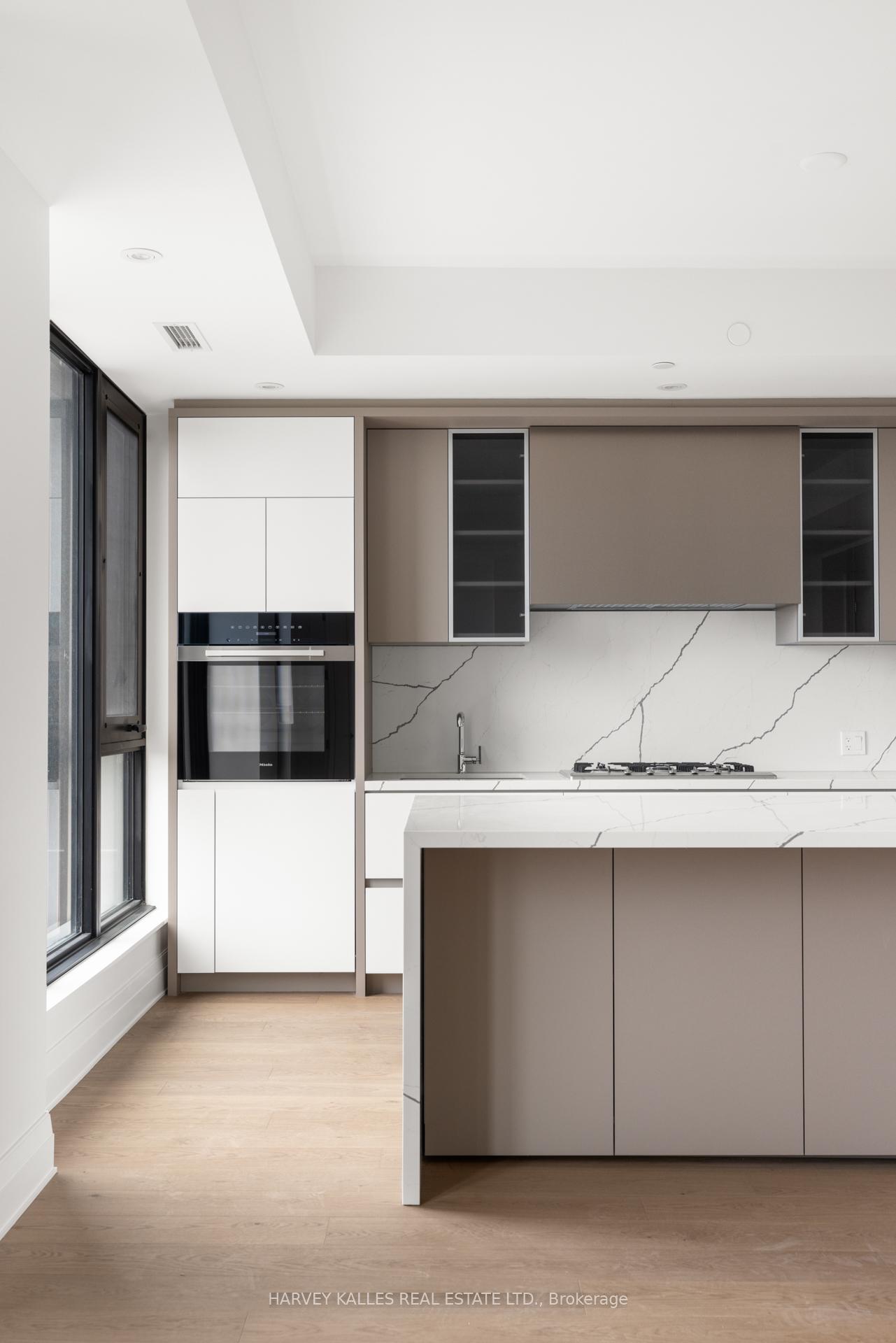 2 Forest Hill Road 805